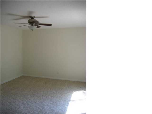 MOSSEY COVE T/H - Residential Lease