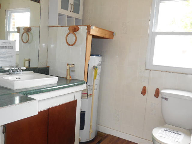 OAKWOOD HILLS UNIT I - Residential