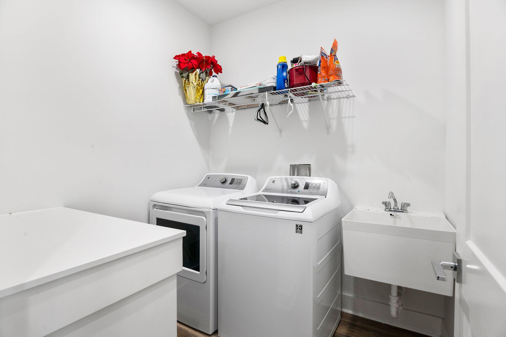 Breakfast Point - Residential