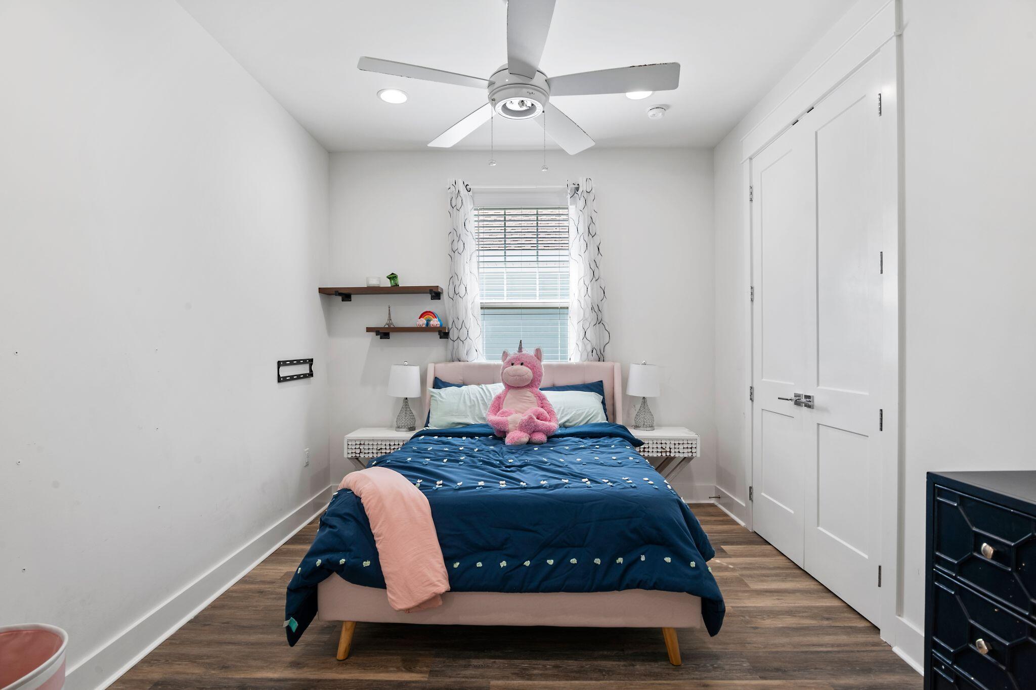 Breakfast Point - Residential