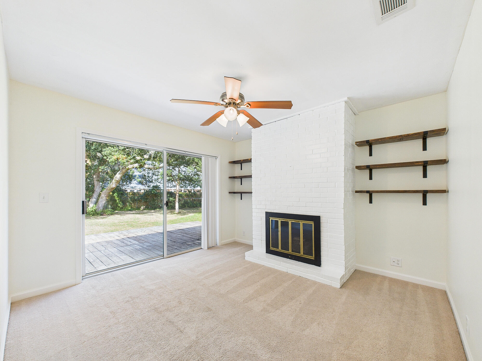 Poquito Bayou - Residential