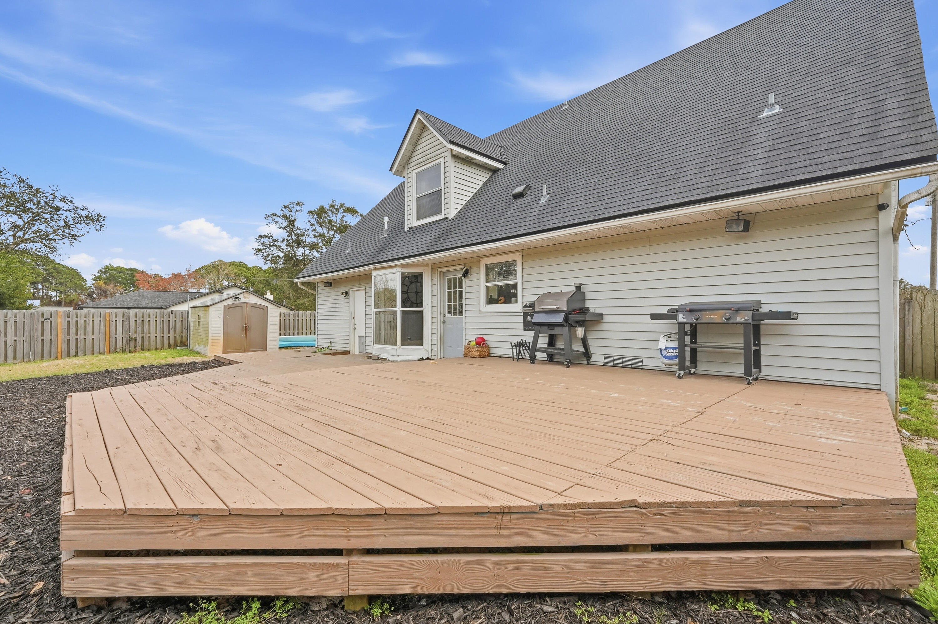 WYNNEHAVEN BEACH ESTATES - Residential