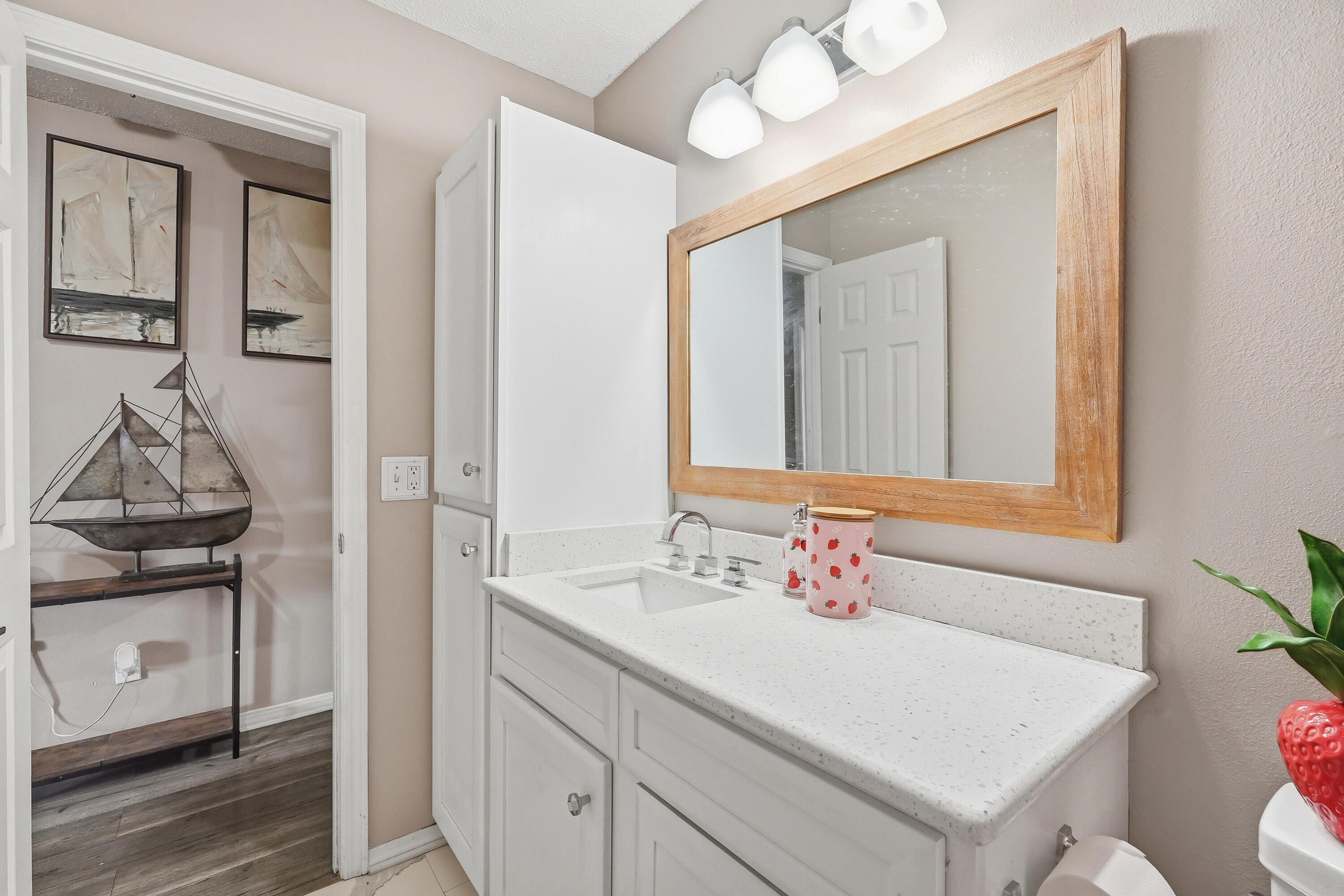 WYNNEHAVEN BEACH ESTATES - Residential