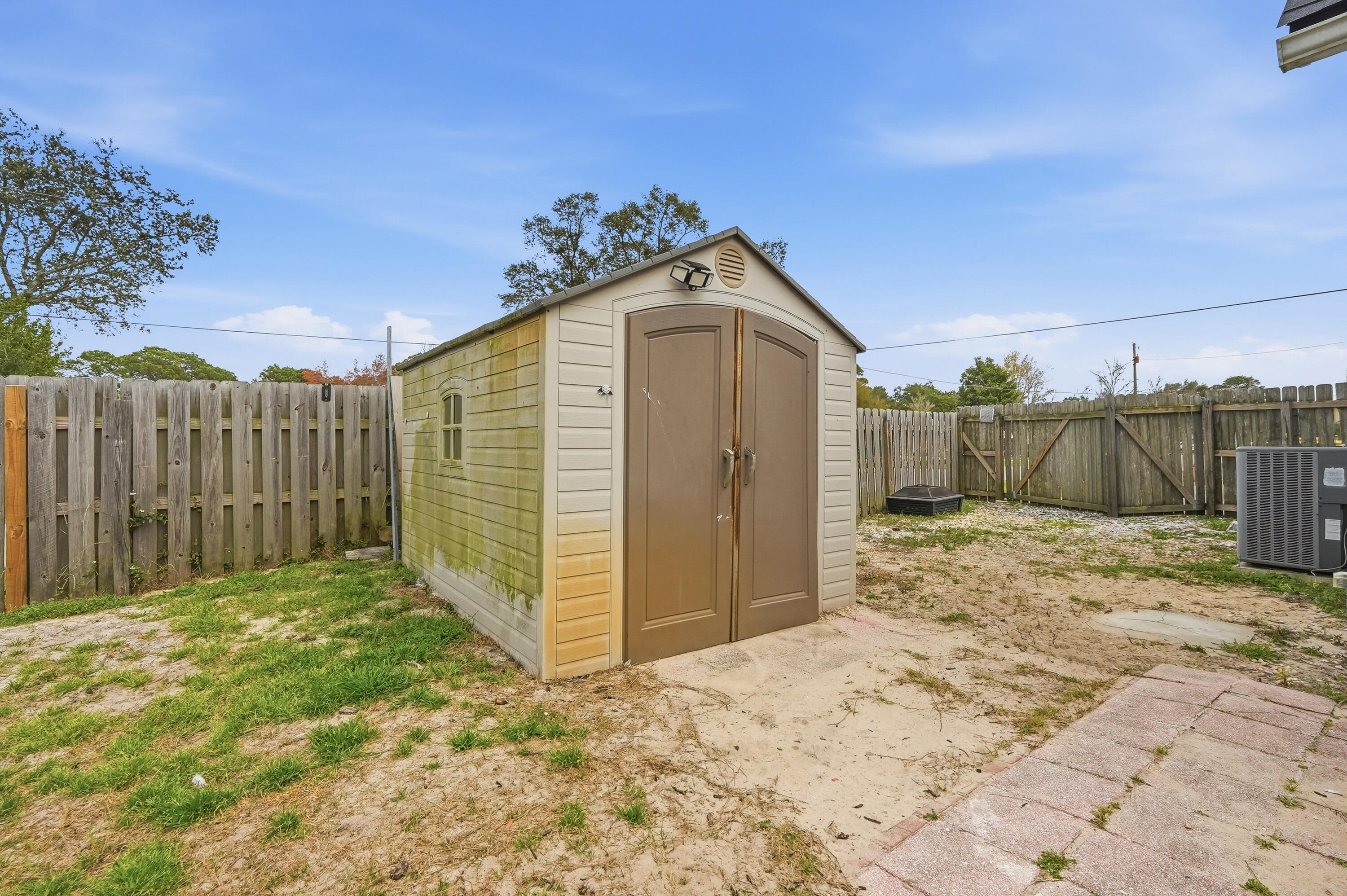 WYNNEHAVEN BEACH ESTATES - Residential