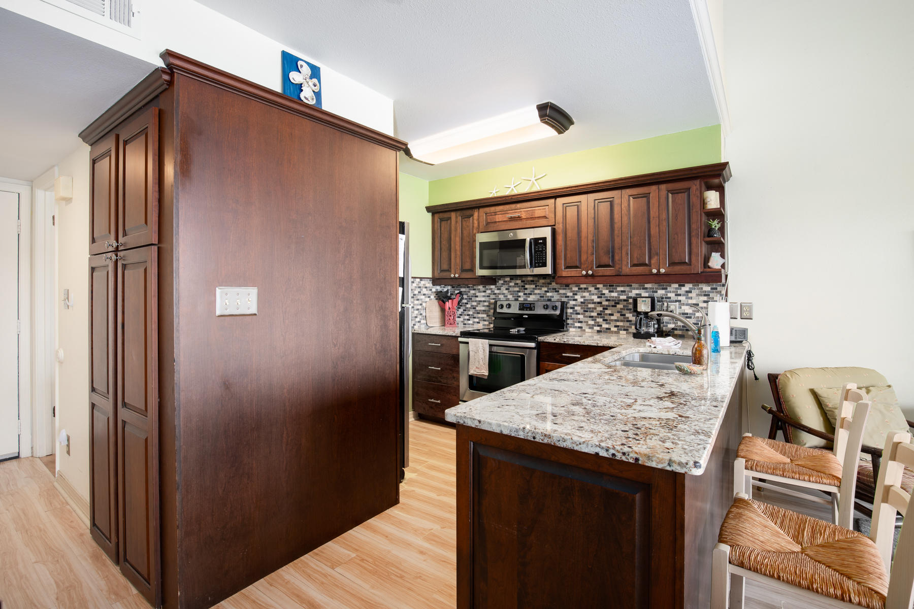 BEACHFRONT 2 PH 1 - Residential