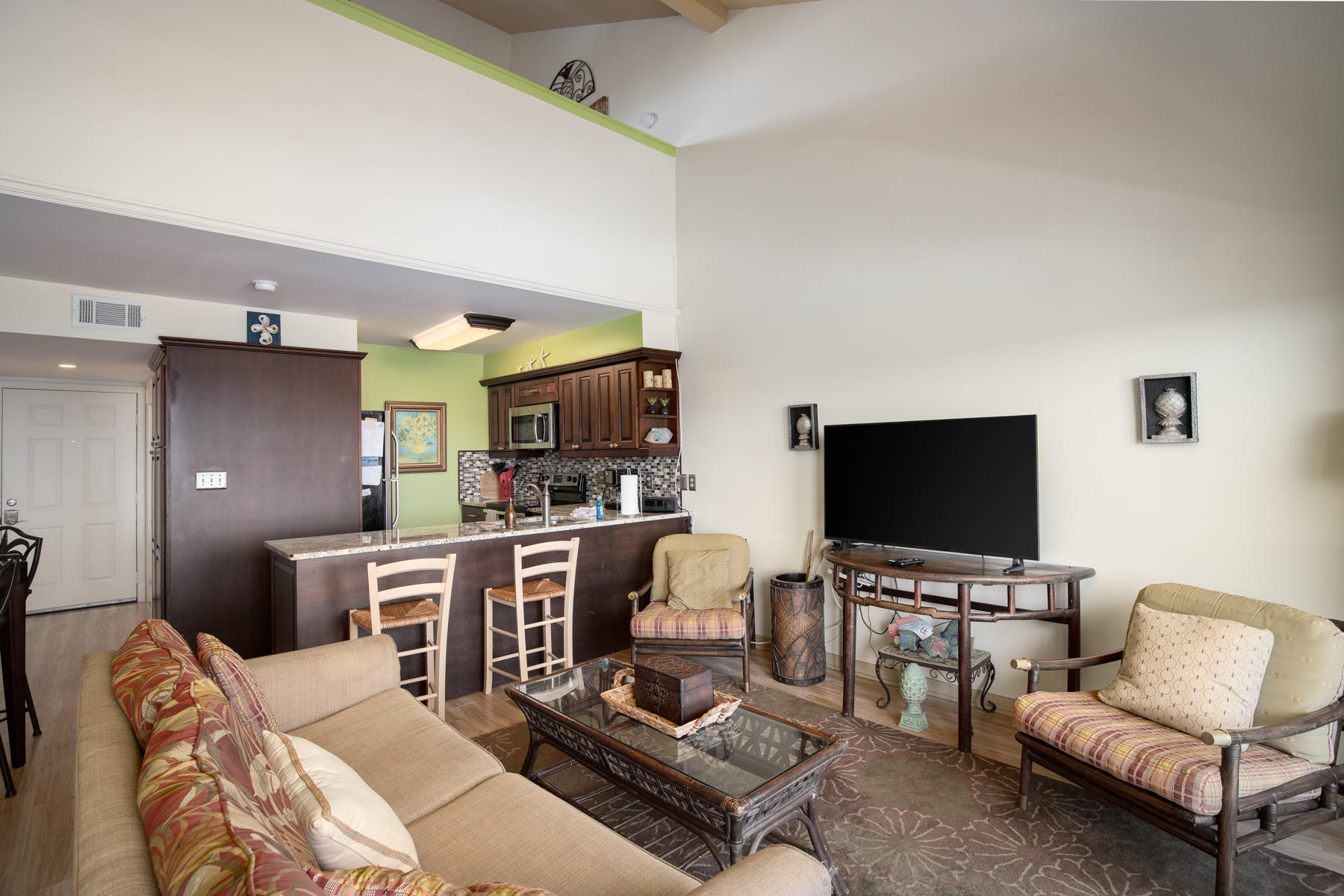 BEACHFRONT 2 PH 1 - Residential