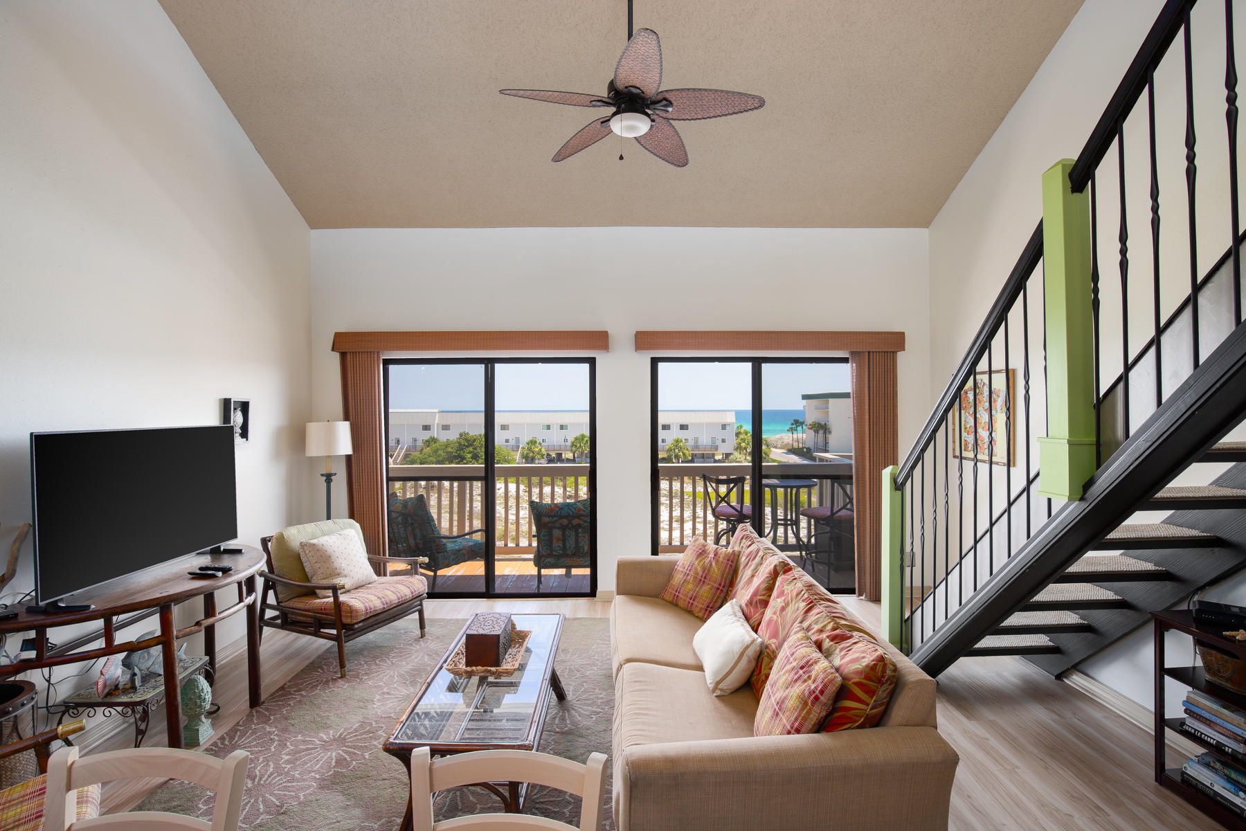 BEACHFRONT 2 PH 1 - Residential