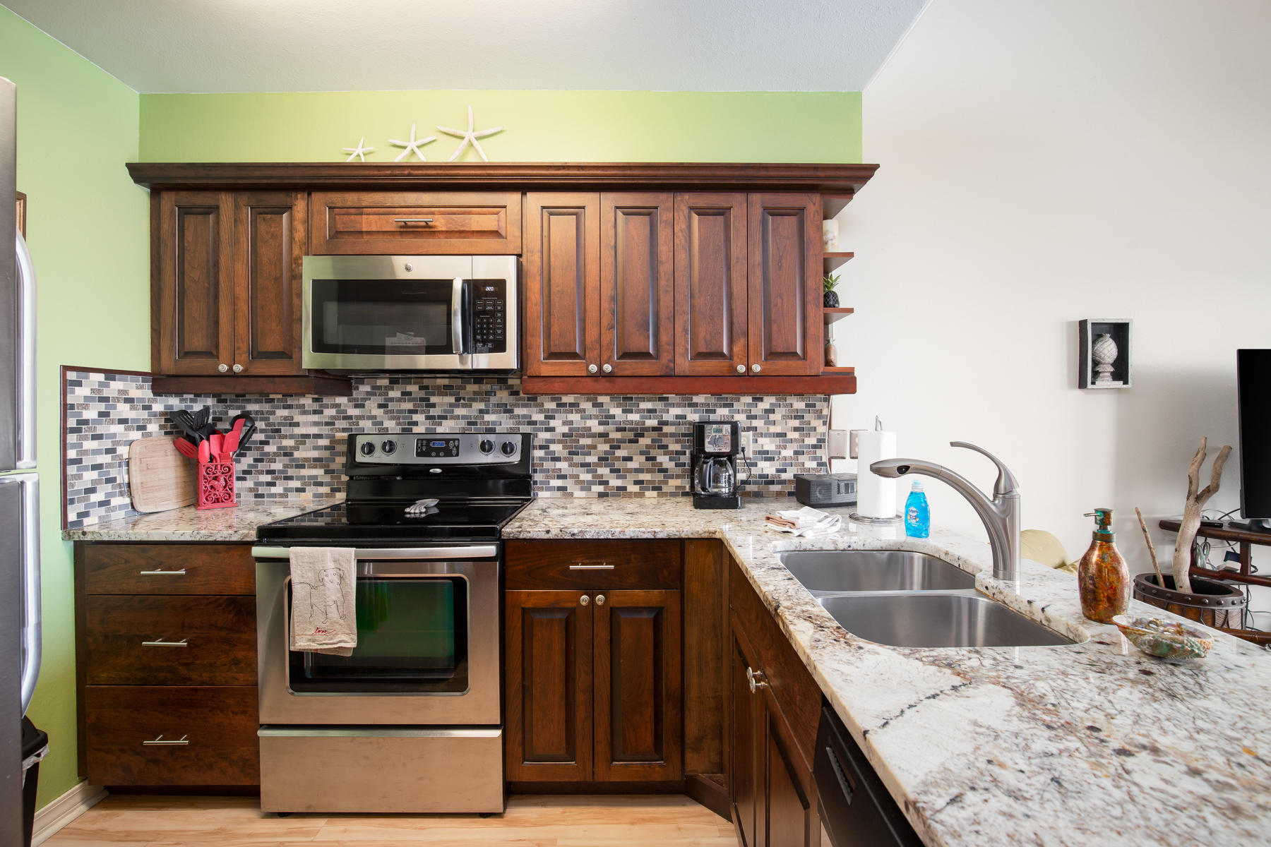 BEACHFRONT 2 PH 1 - Residential