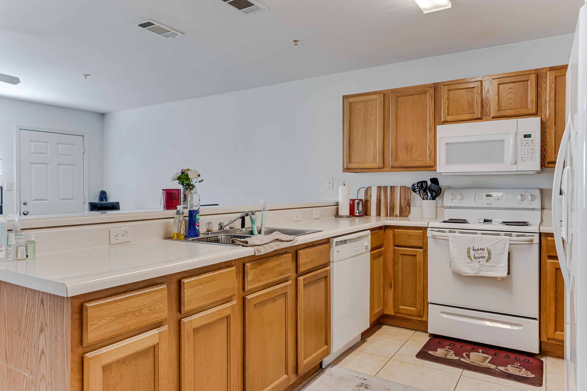 CIRCLE PARK CONDOMINIUMS - Residential