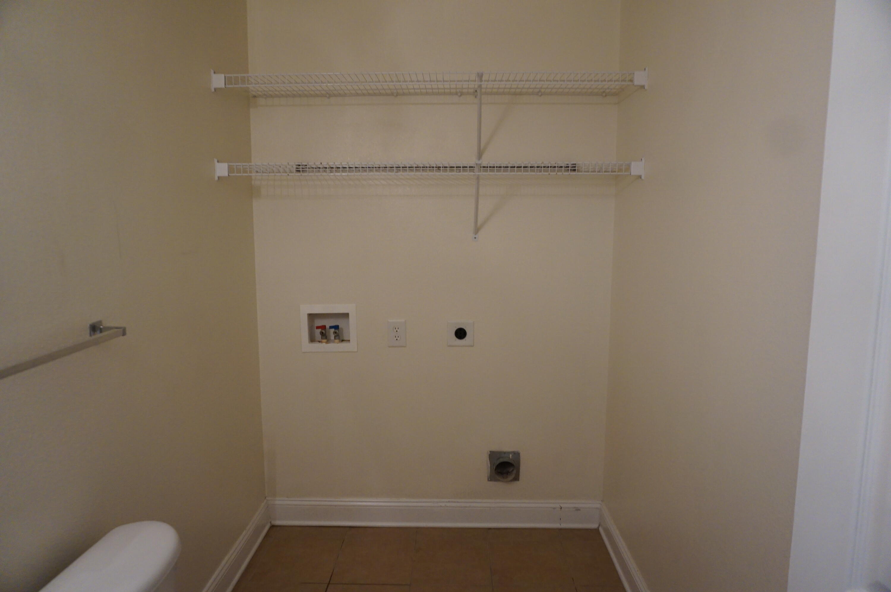 EAGLES LANDING S/D - Residential Lease