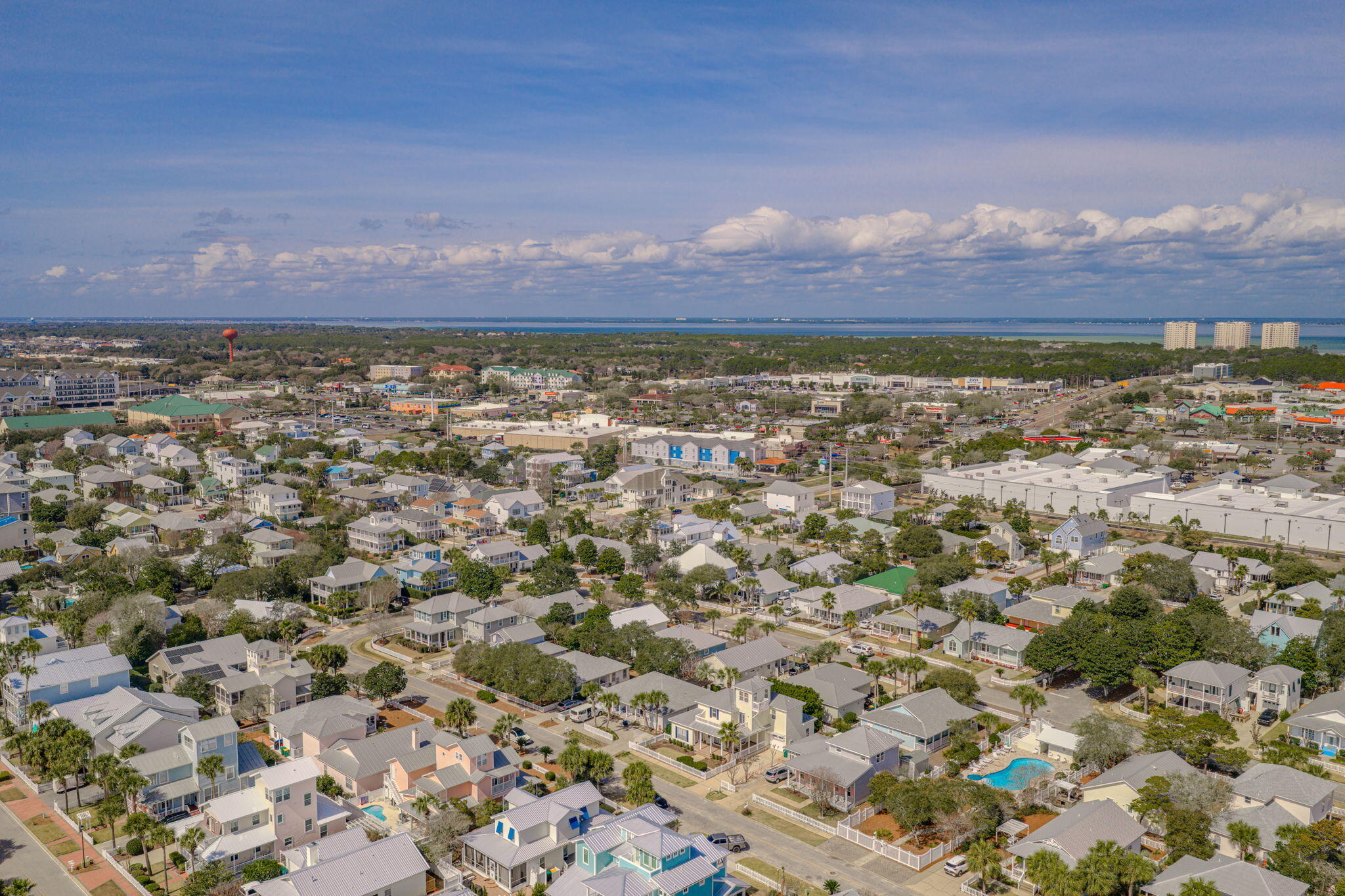 CRYSTAL BEACH COTTAGES - Residential
