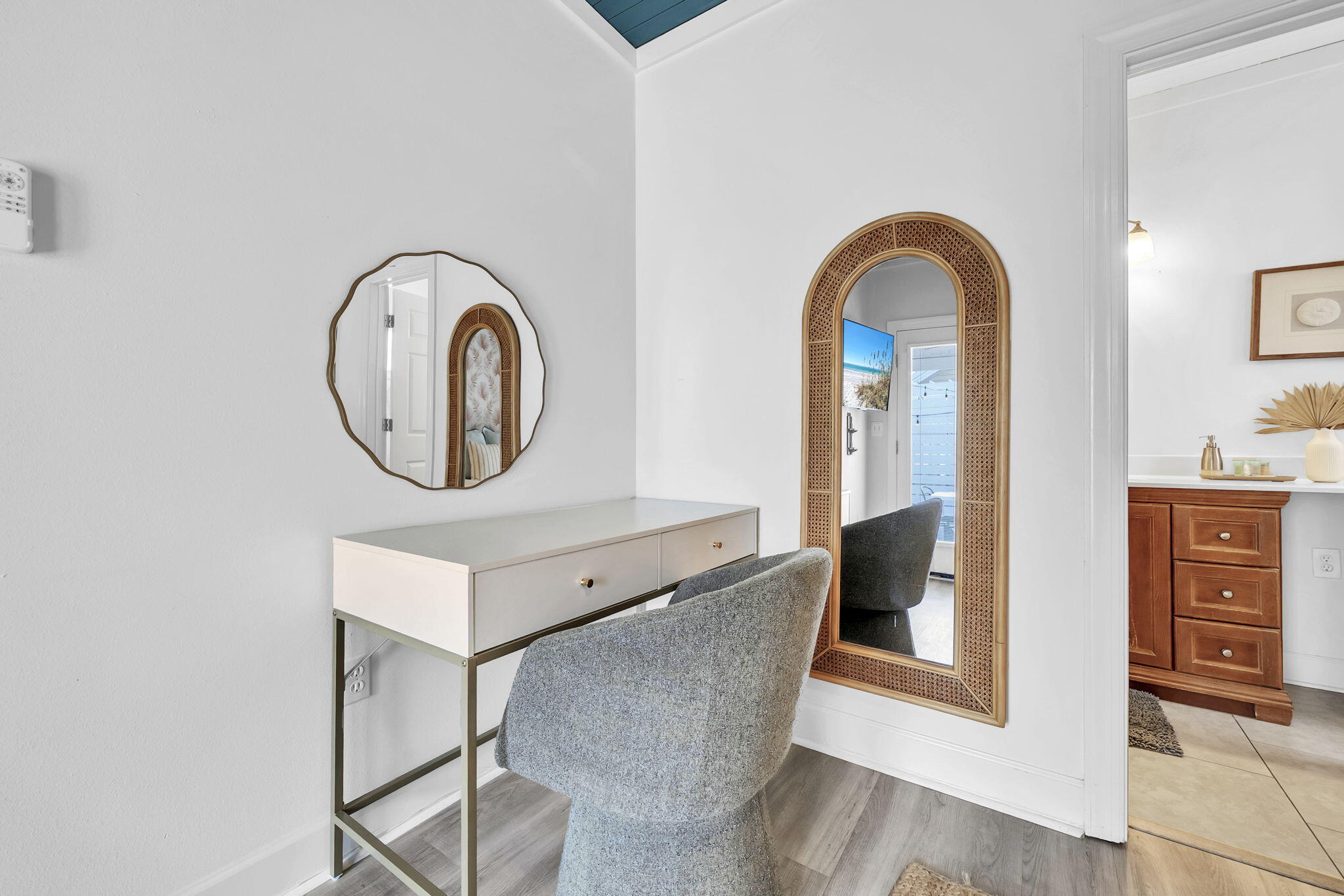 CRYSTAL BEACH COTTAGES - Residential