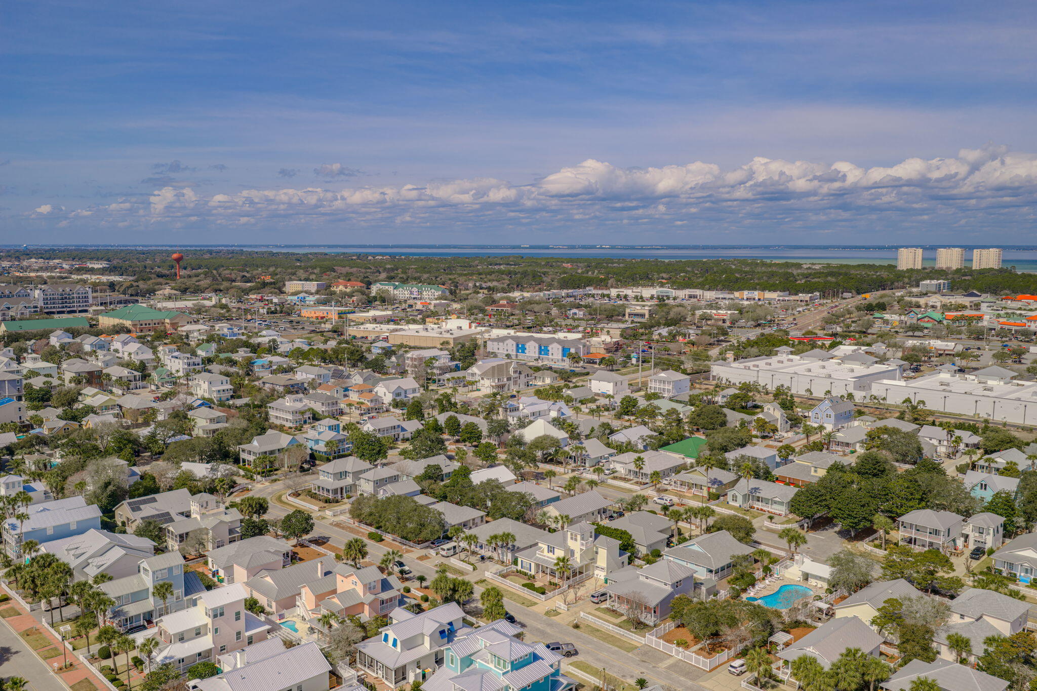 CRYSTAL BEACH COTTAGES - Residential