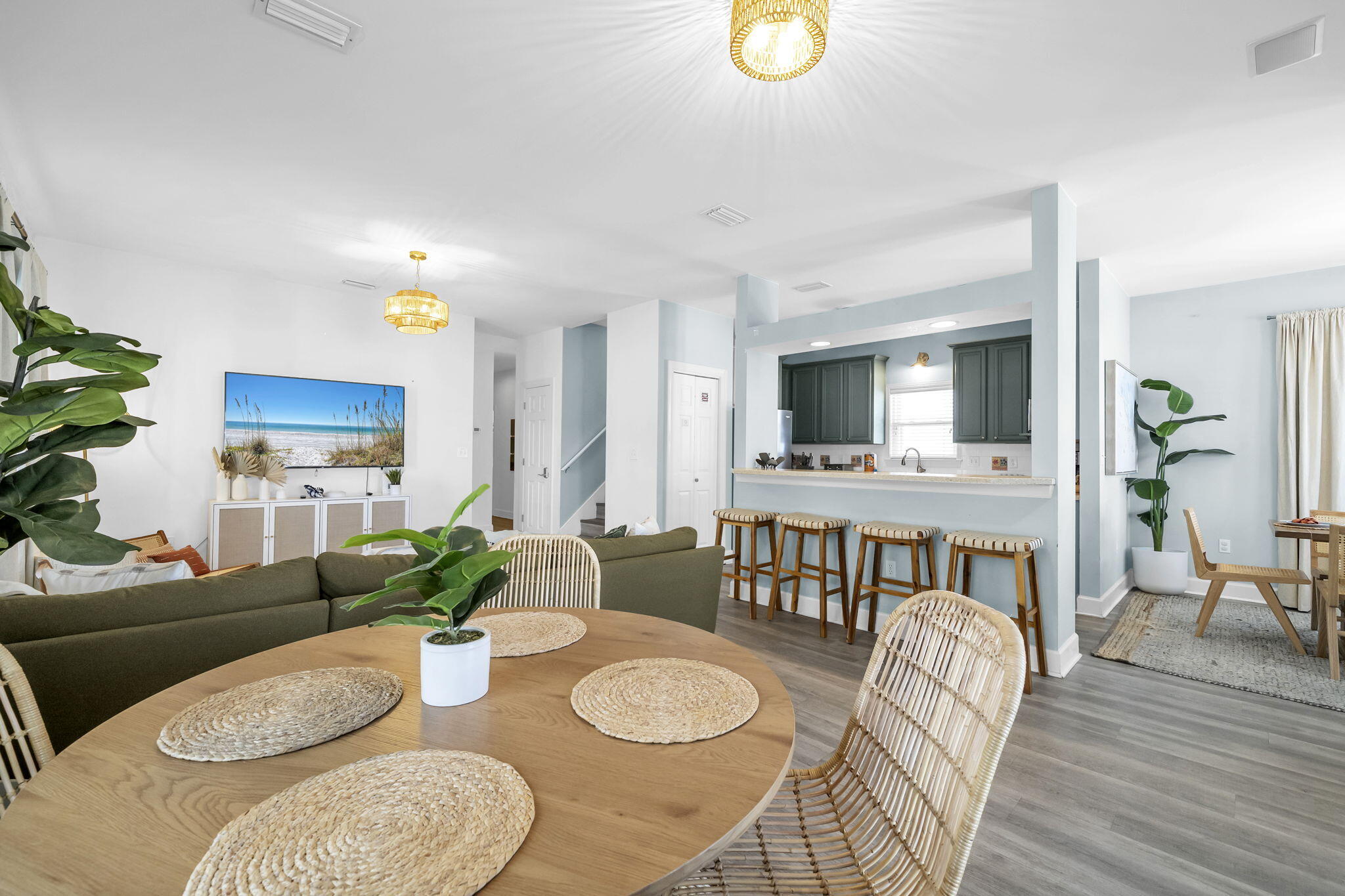 CRYSTAL BEACH COTTAGES - Residential