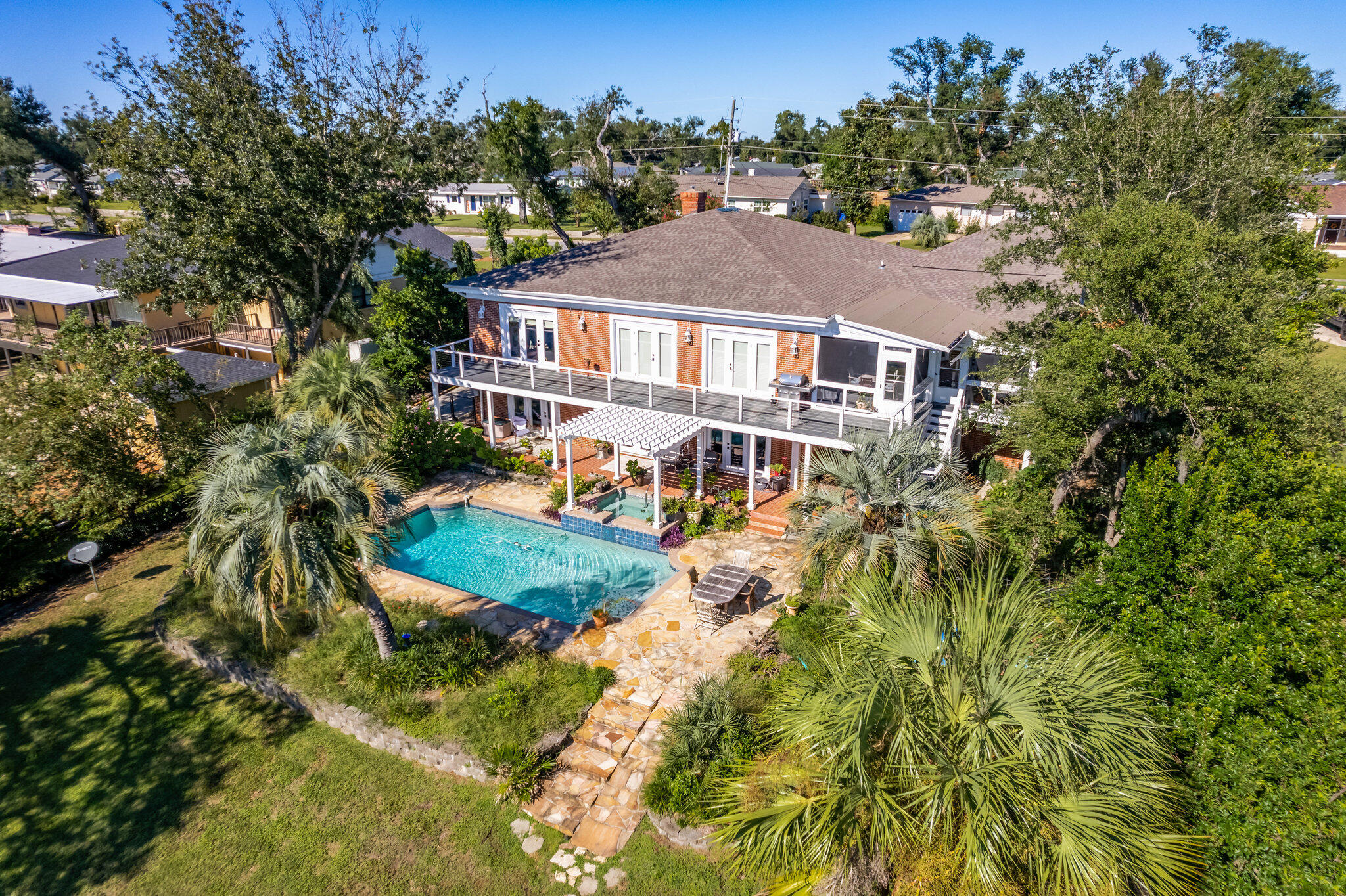 COVE TERRACE - Residential