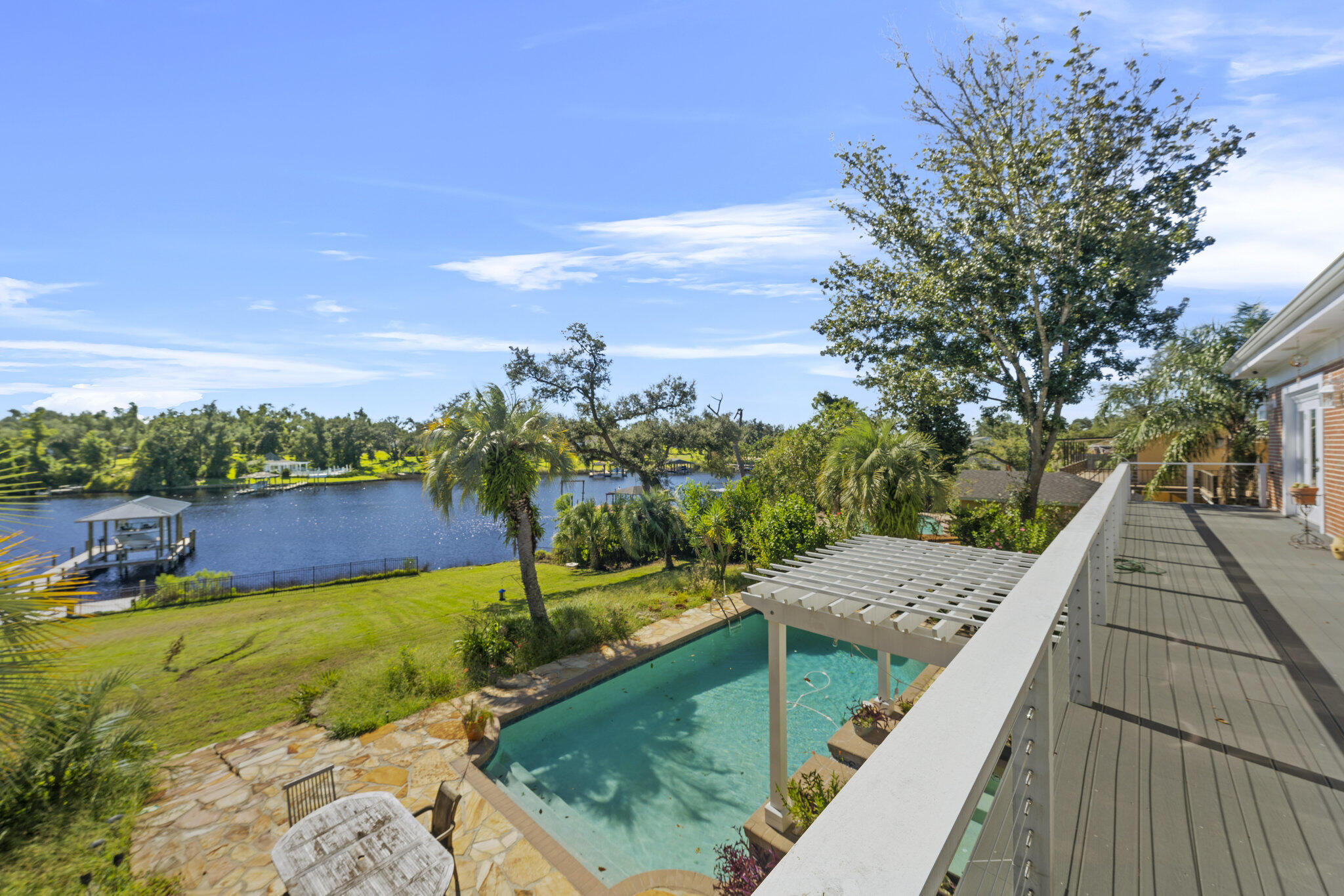 COVE TERRACE - Residential