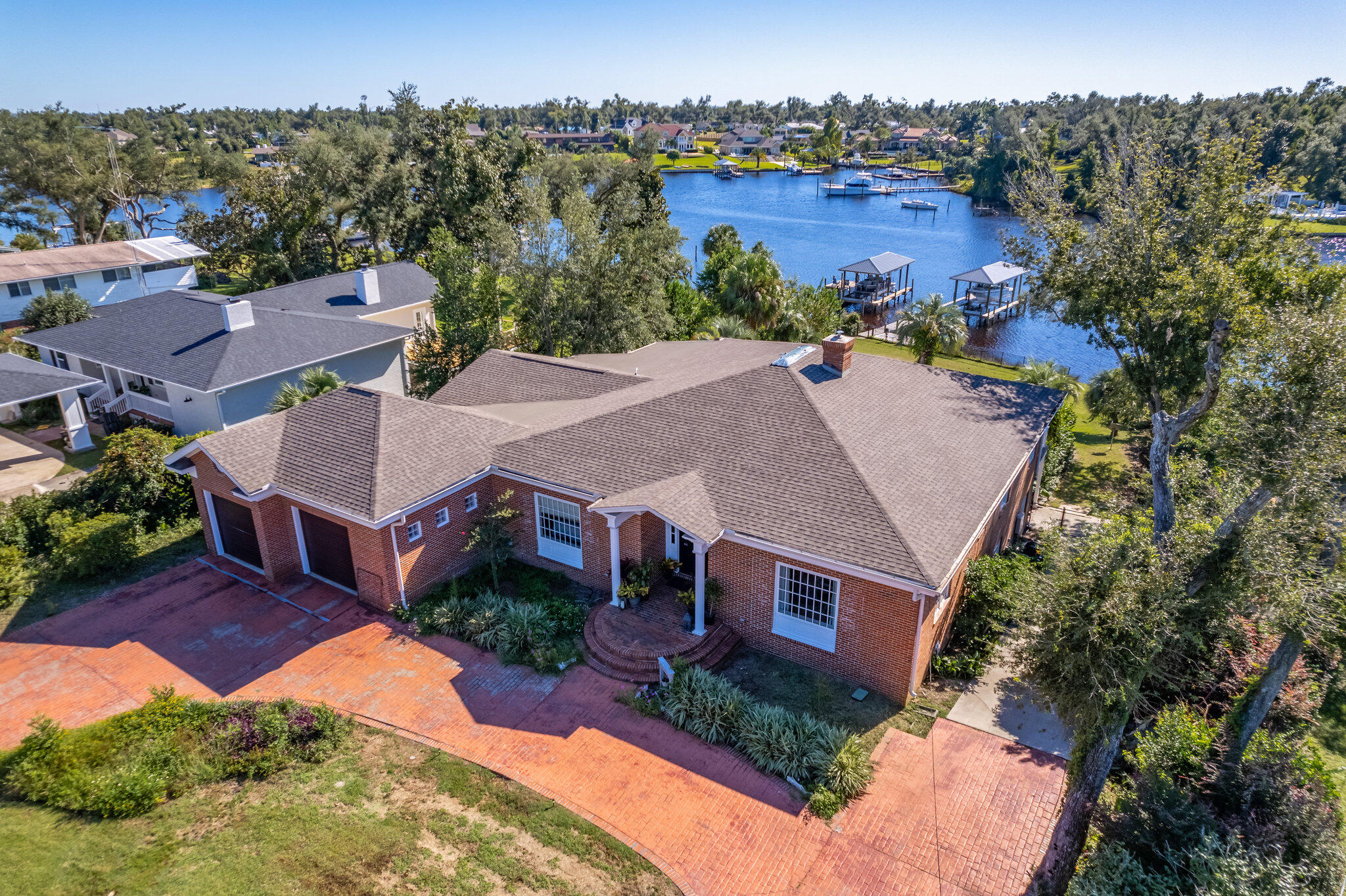 COVE TERRACE - Residential