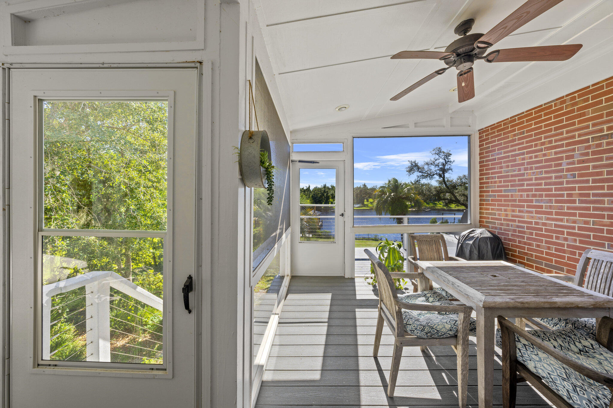 COVE TERRACE - Residential