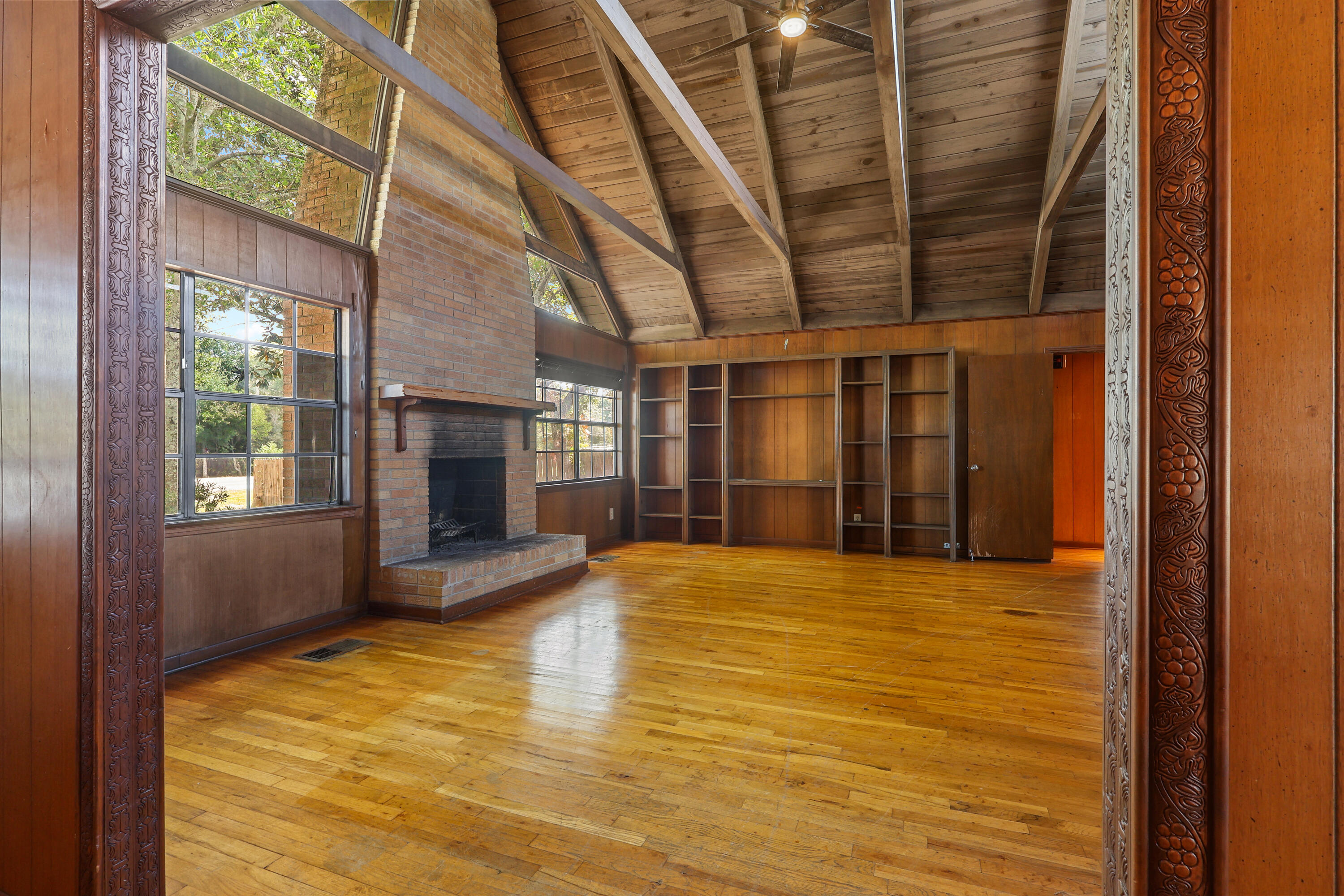 EASTWOOD - Residential