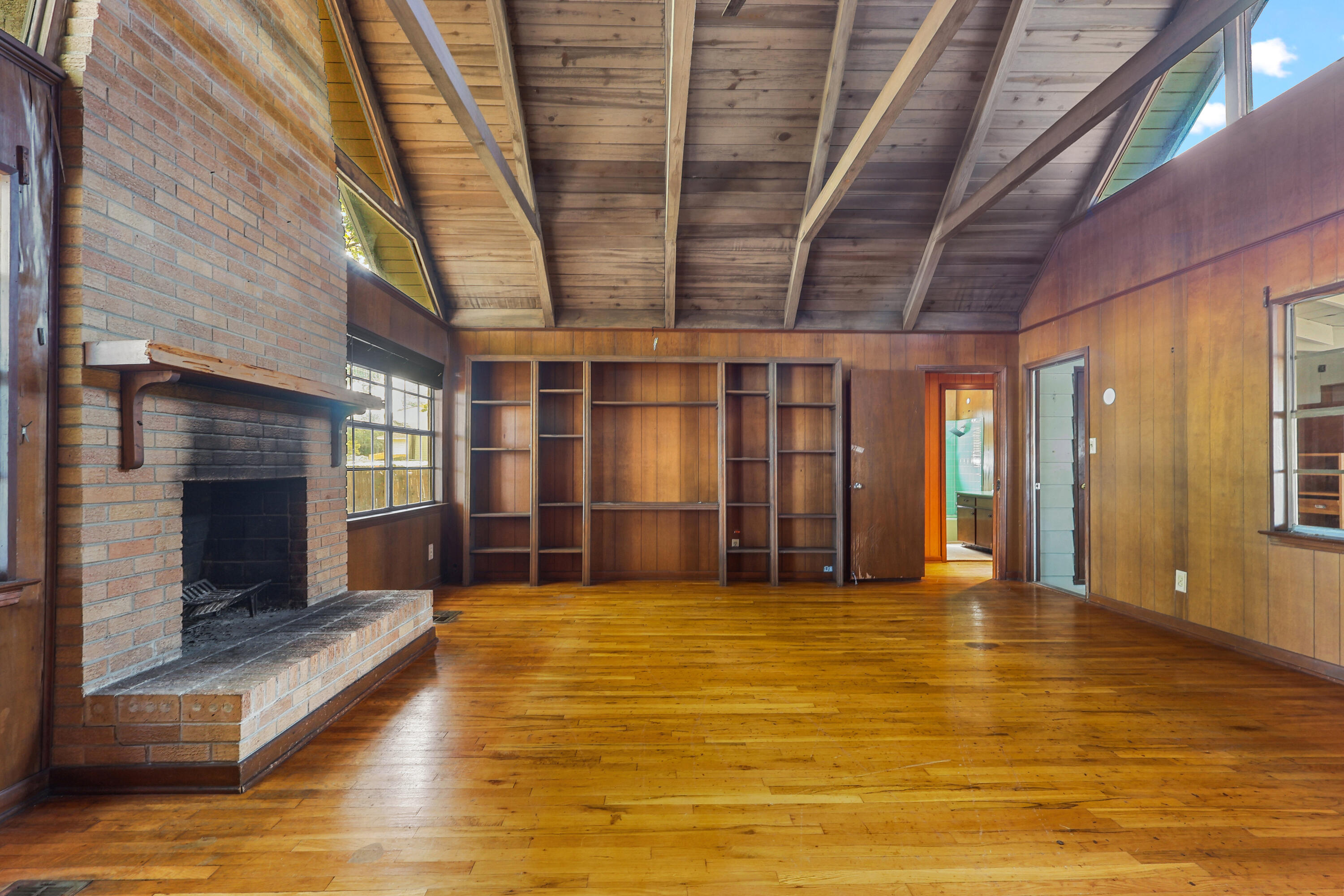 EASTWOOD - Residential