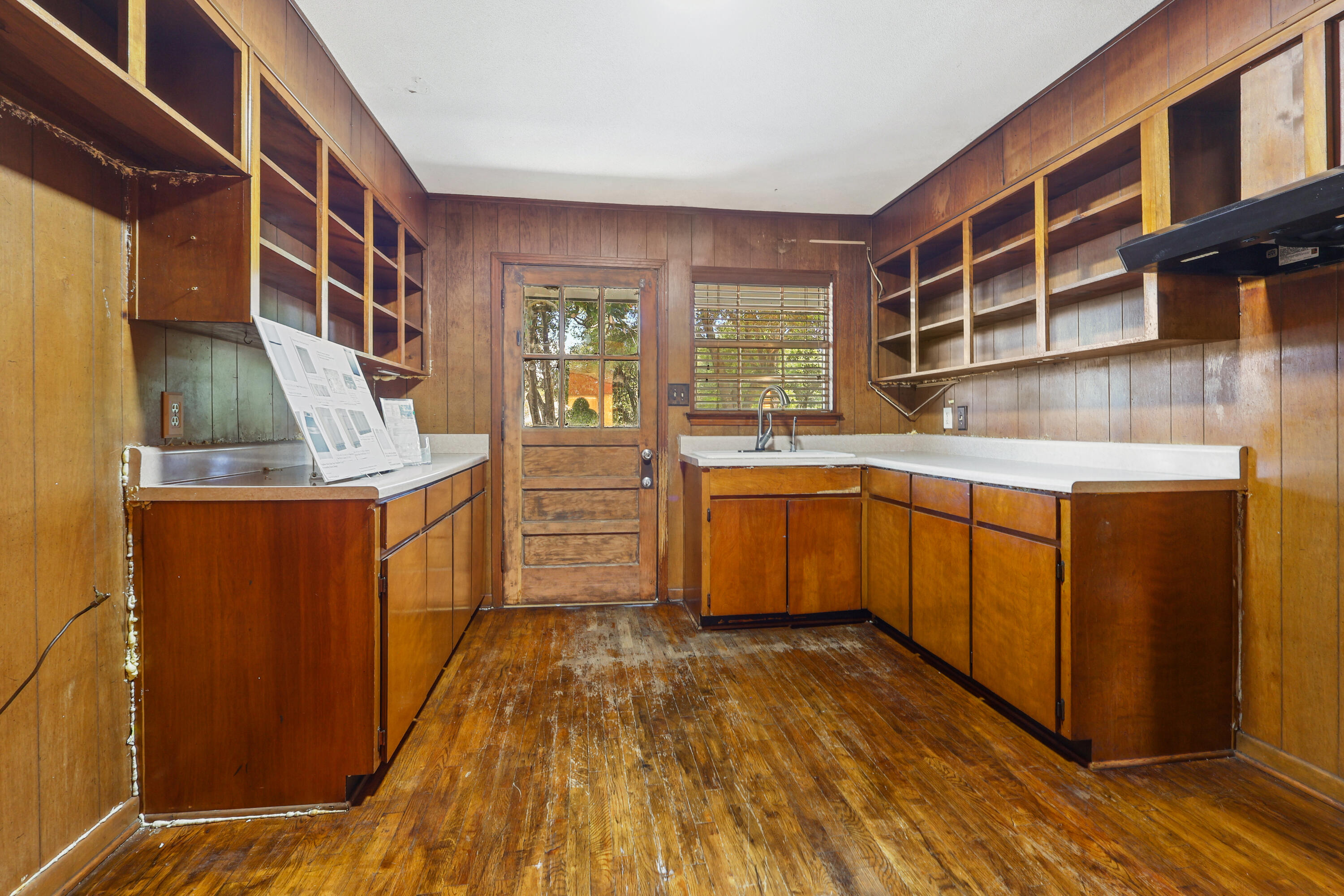 EASTWOOD - Residential