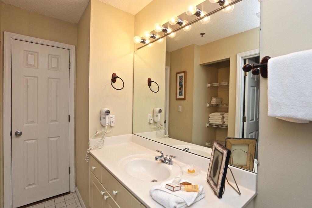 GULF PLACE CARIBBEAN CONDO - Residential