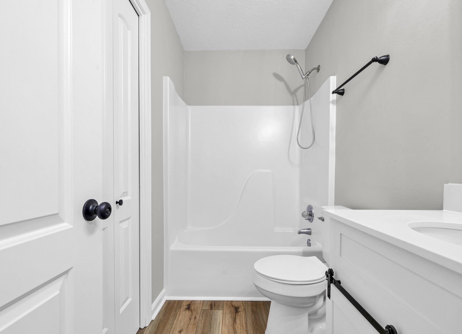 PINE LAKE ESTATES - Residential