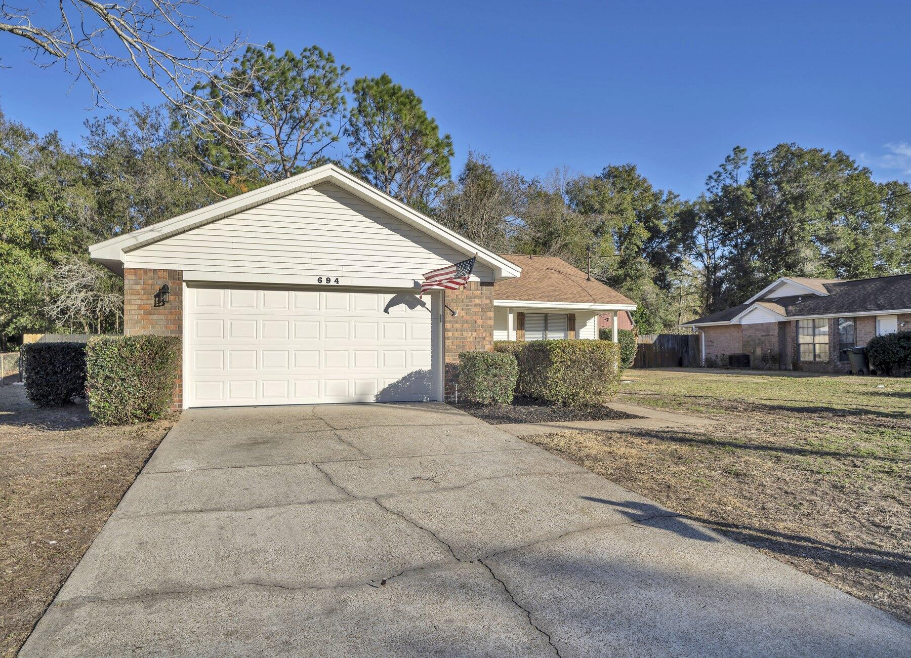 PINE LAKE ESTATES - Residential