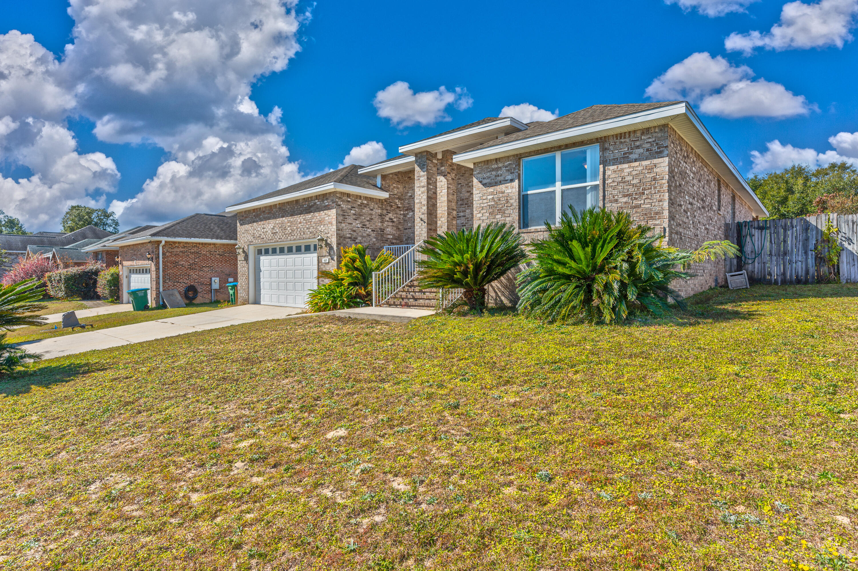 TRAILWOOD ESTATES - Residential