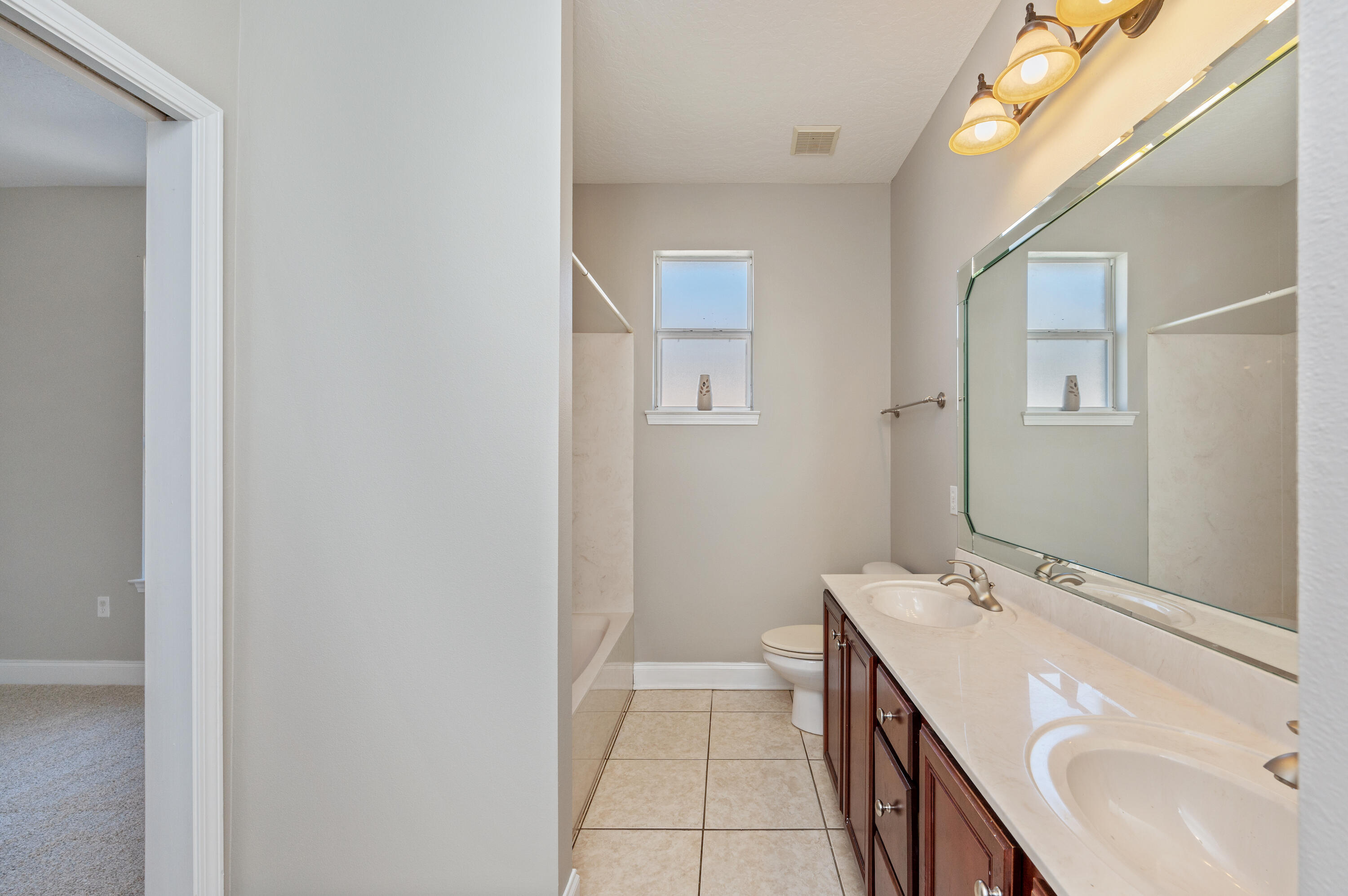 TRAILWOOD ESTATES - Residential