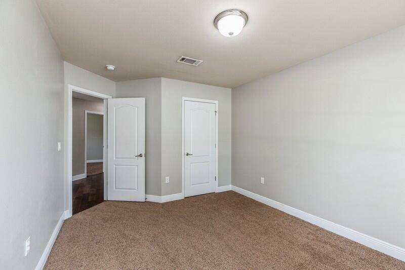 SILVER CREEK ESTATES - Residential