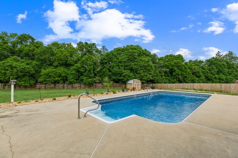 SILVER CREEK ESTATES - Residential