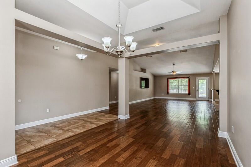 SILVER CREEK ESTATES - Residential