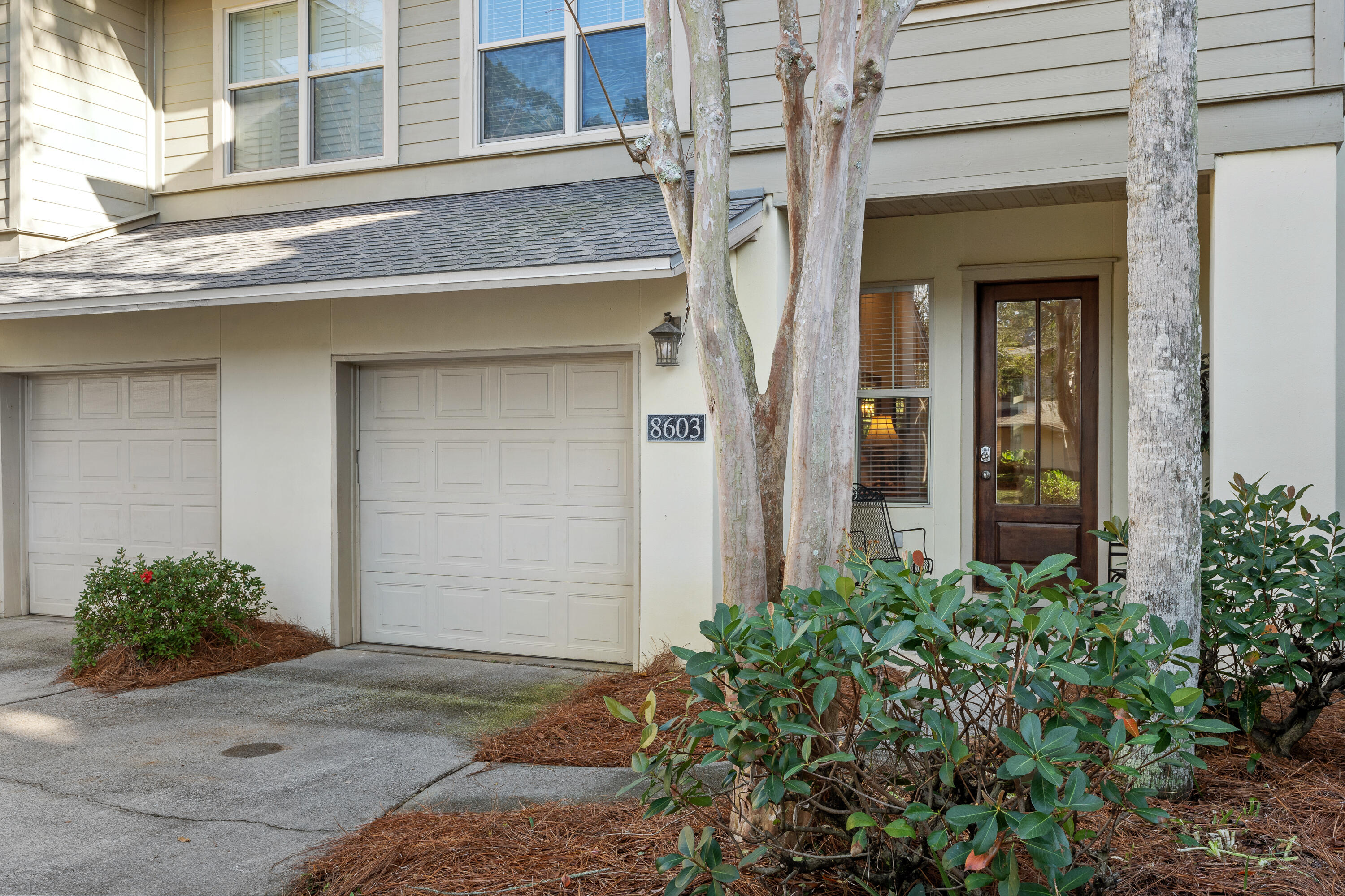 8603 Magnolia Bay Lane