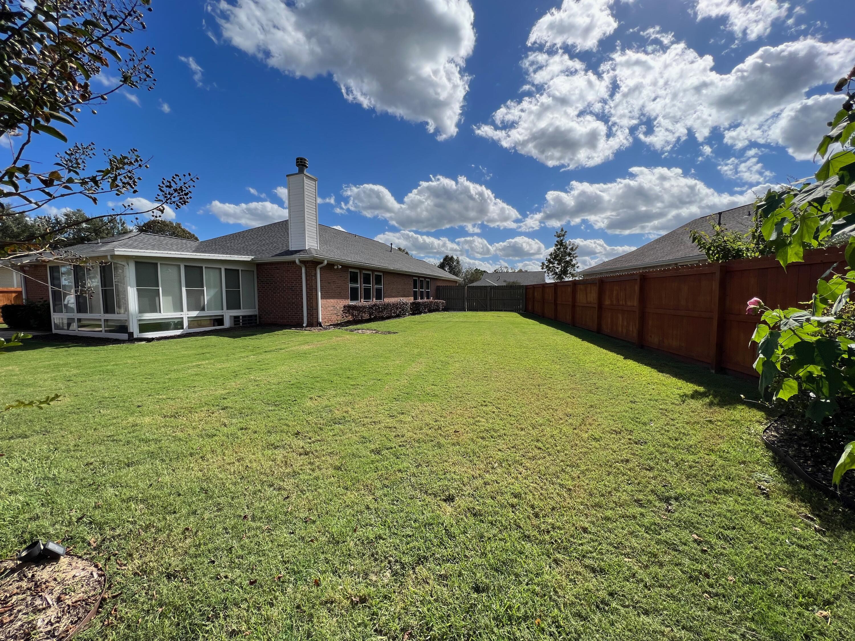 BROOKE ESTATES PH I - Residential