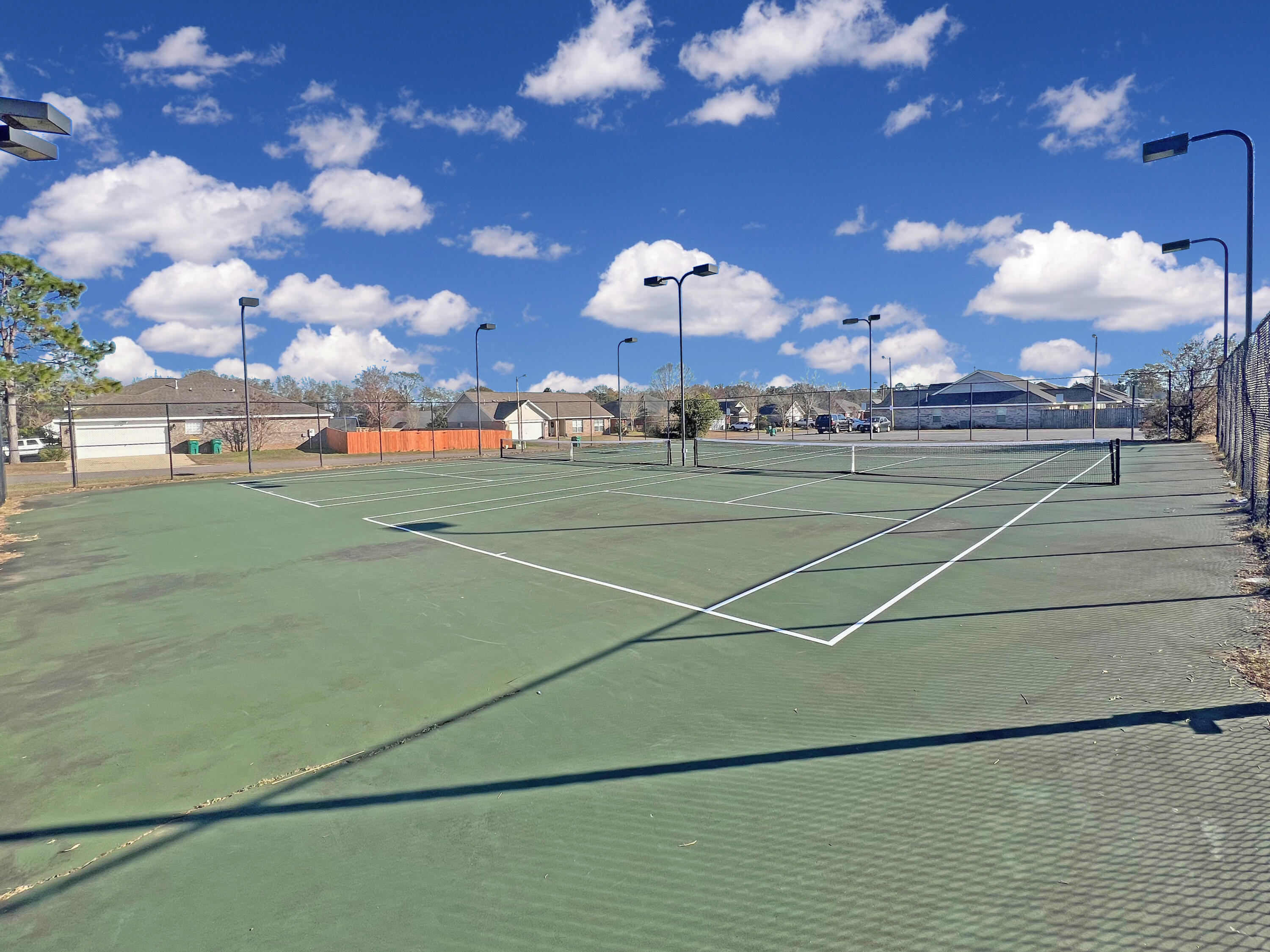 BROOKE ESTATES PH I - Residential