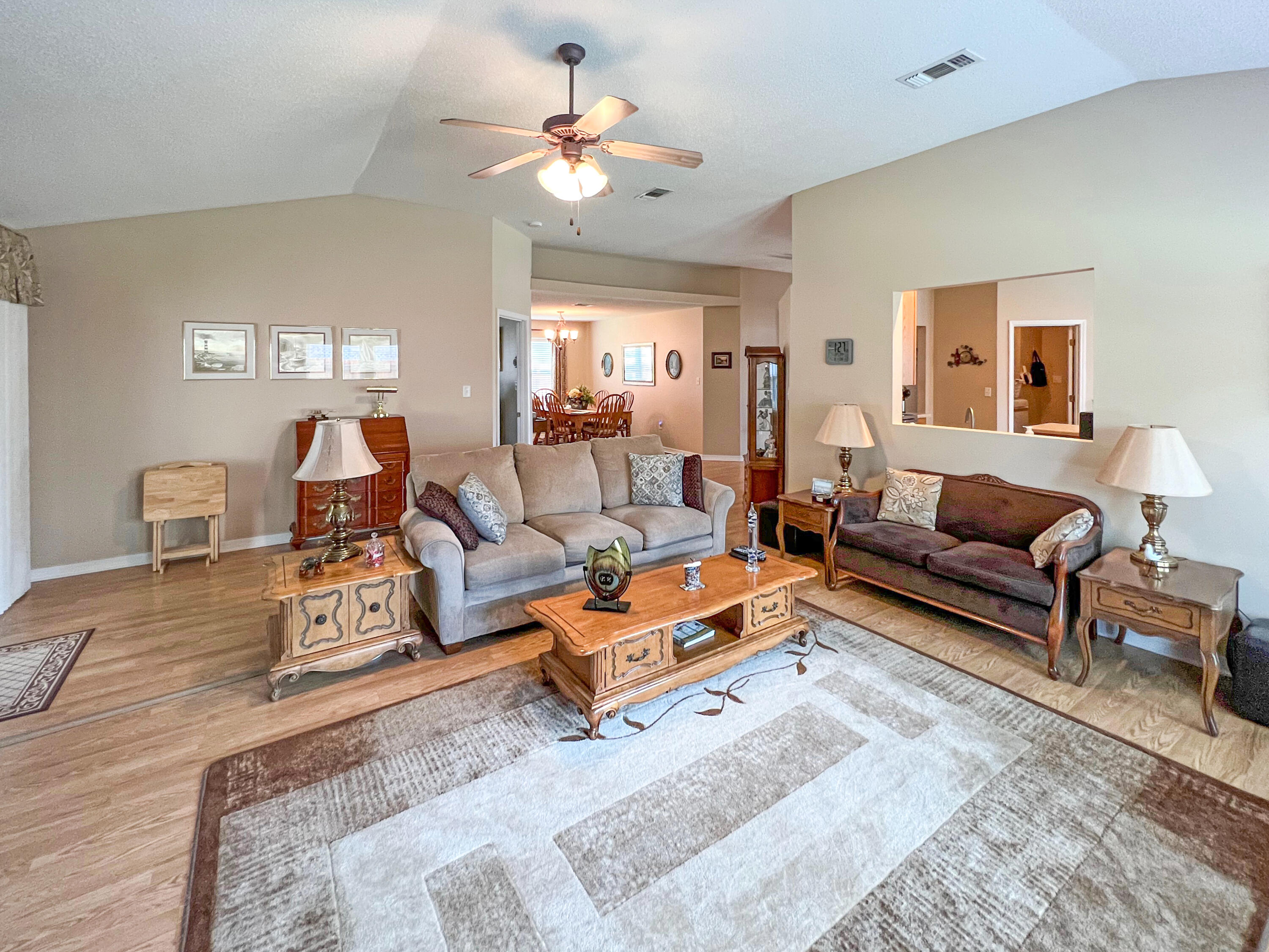 BROOKE ESTATES PH I - Residential