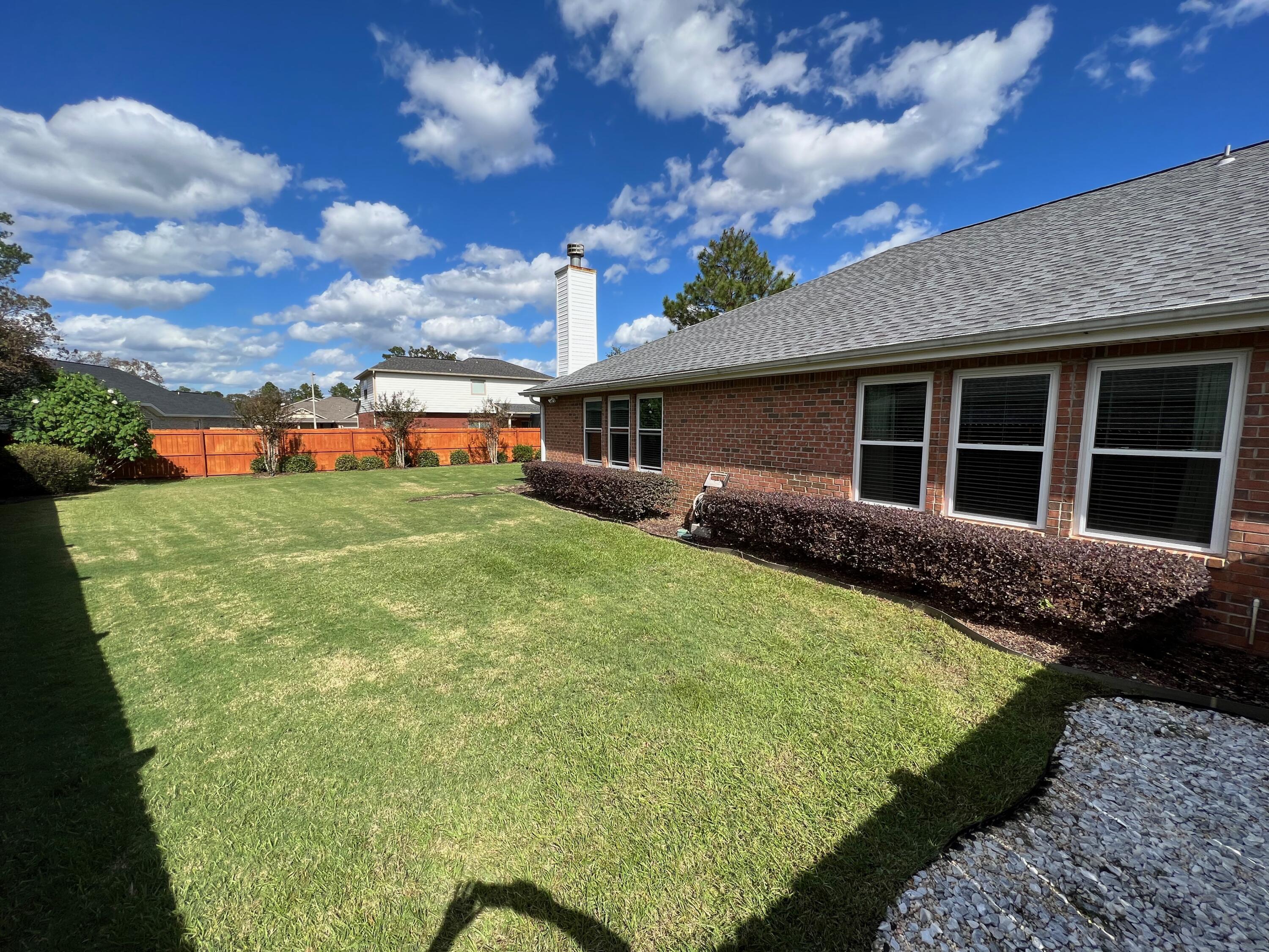 BROOKE ESTATES PH I - Residential