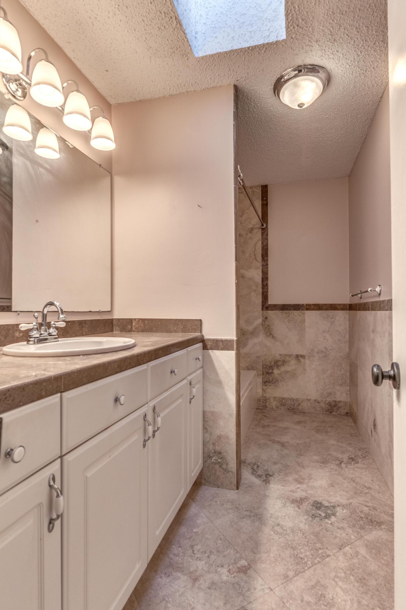 CASA LOMA S/D - Residential