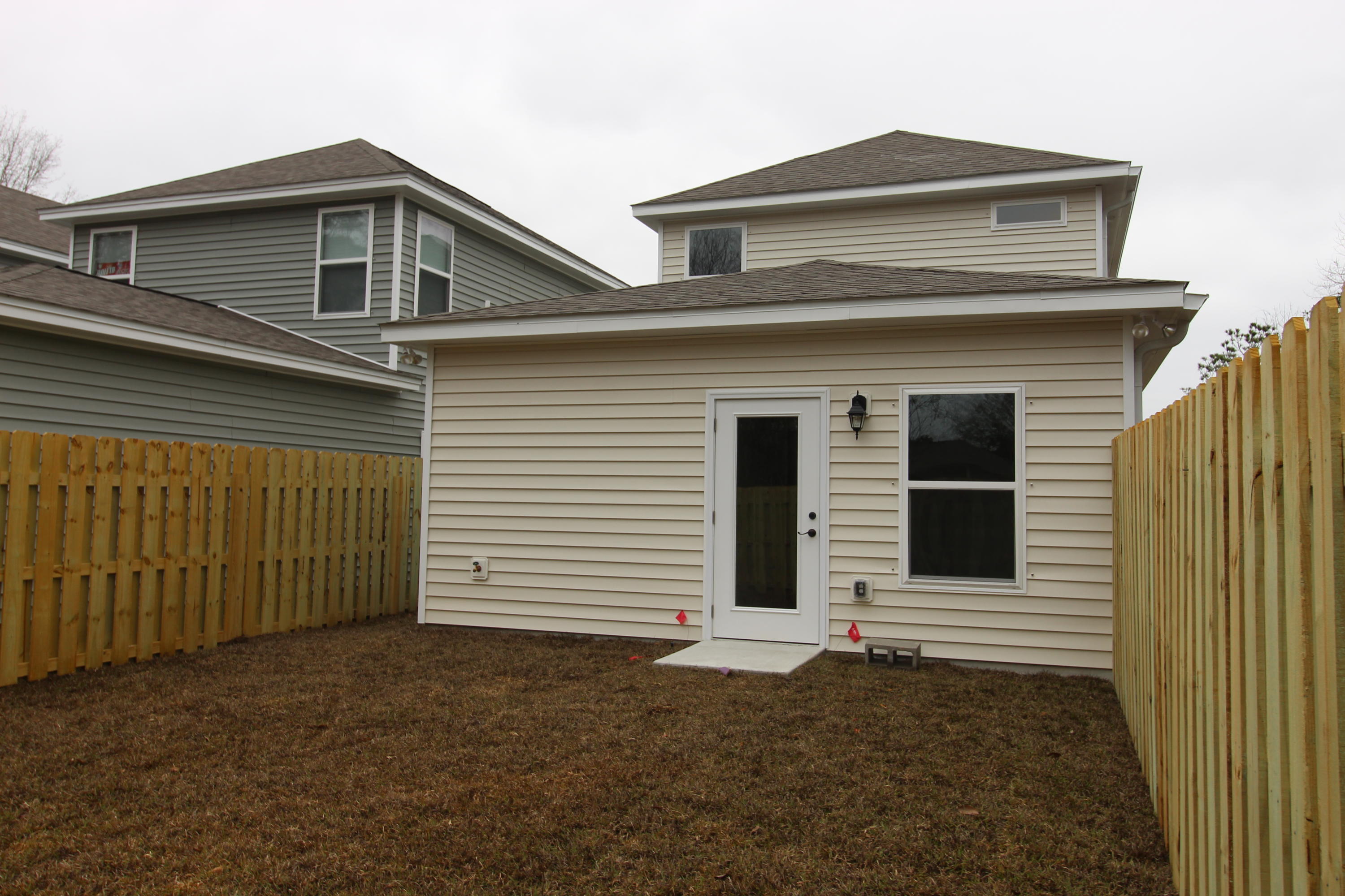 CARONDOLET T/H - Residential