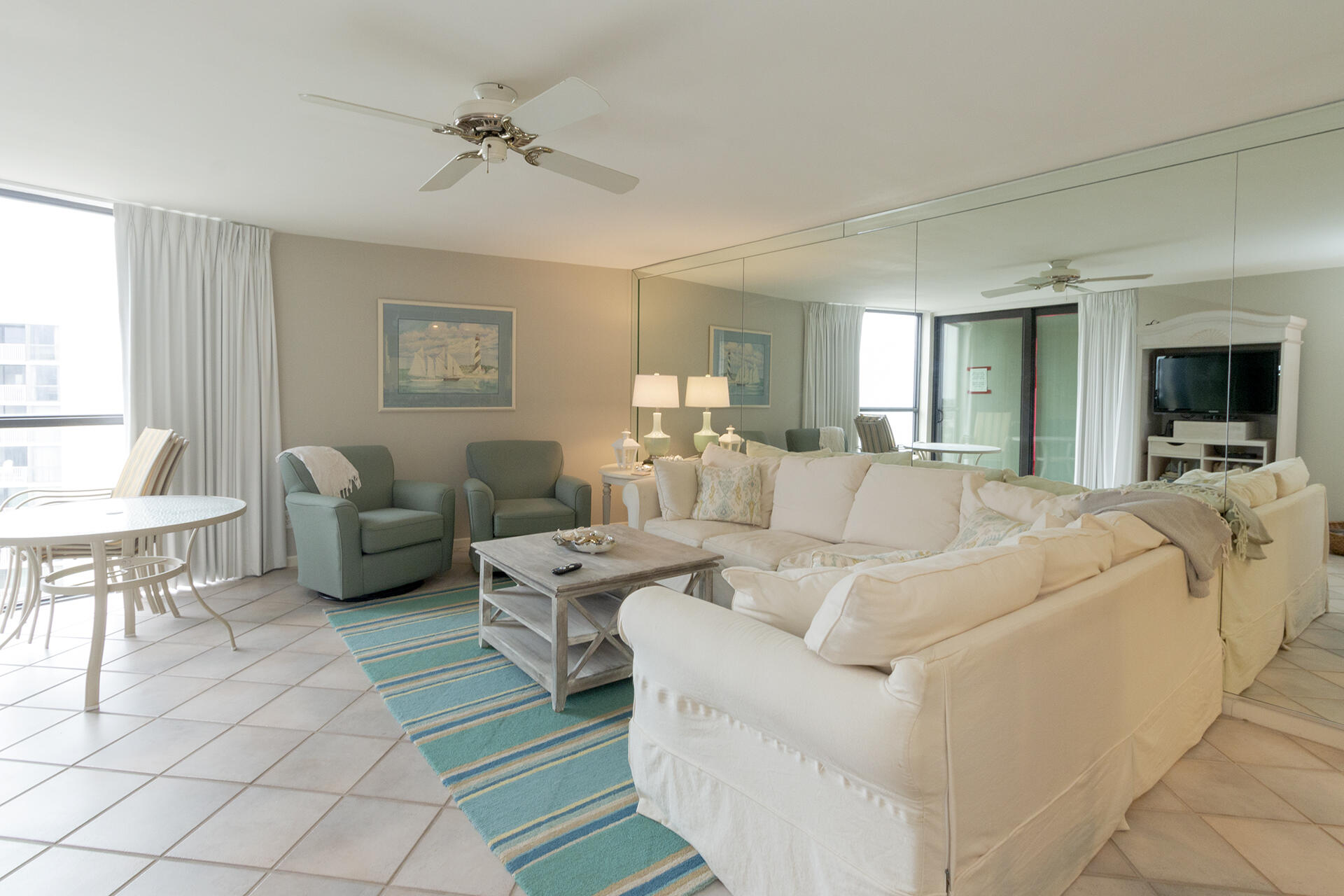 MAINSAIL CONDO PH 1 - Residential
