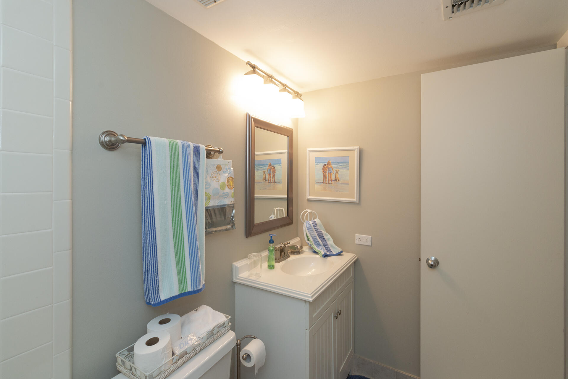 MAINSAIL CONDO PH 1 - Residential