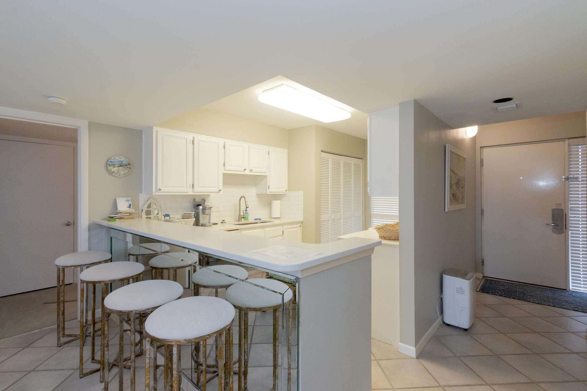 MAINSAIL CONDO PH 1 - Residential