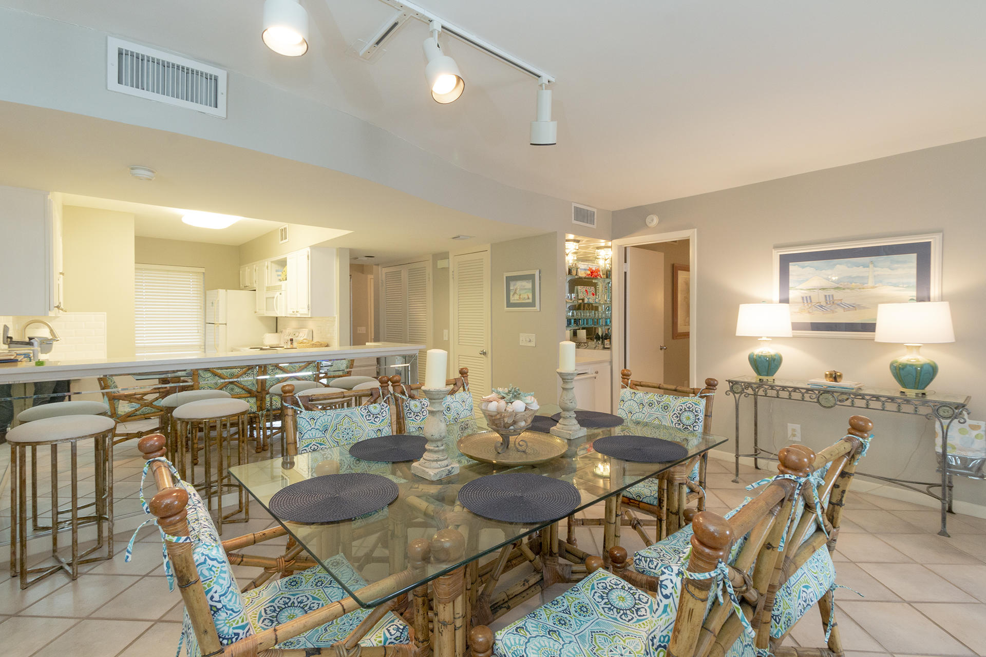 MAINSAIL CONDO PH 1 - Residential