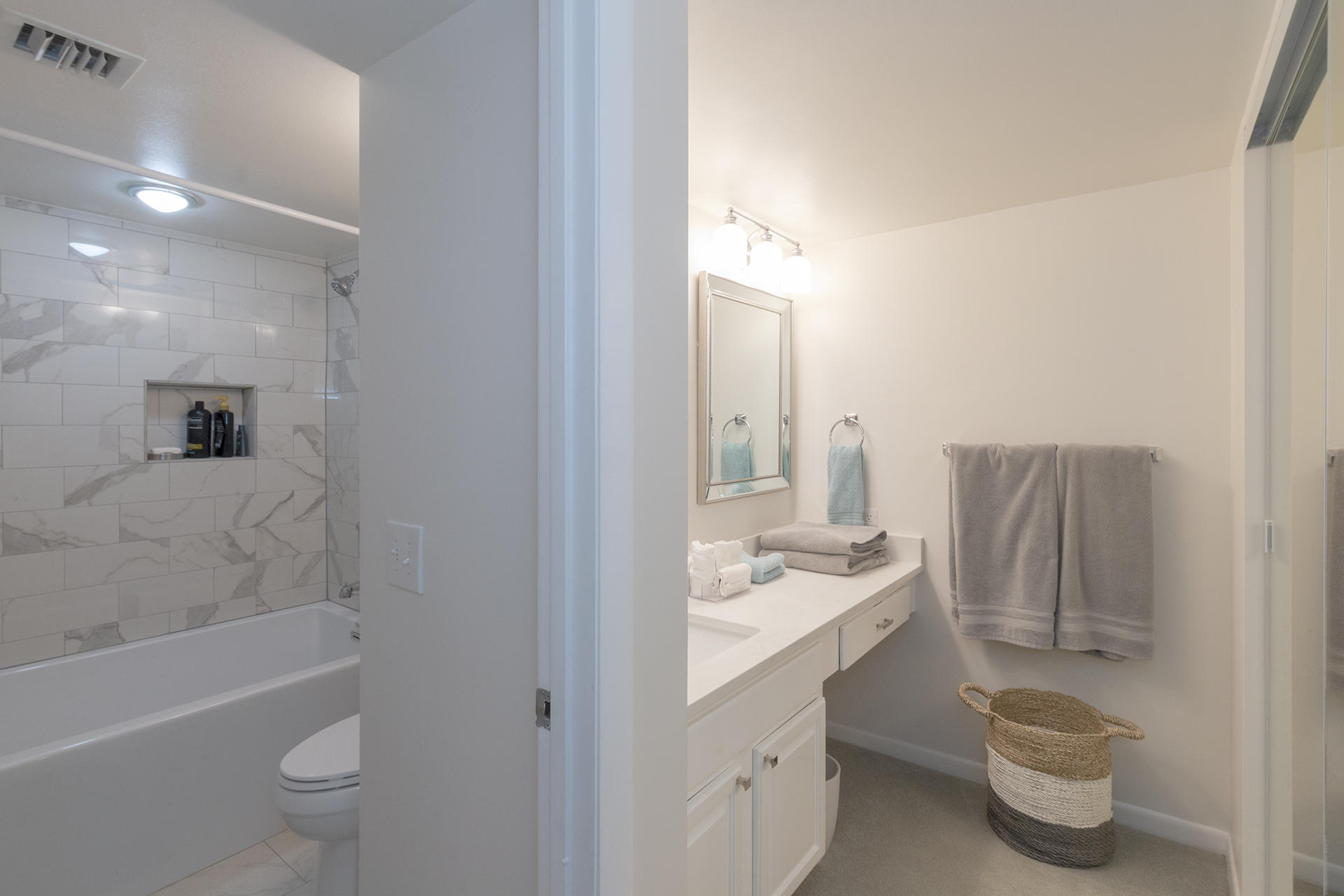 MAINSAIL CONDO PH 1 - Residential