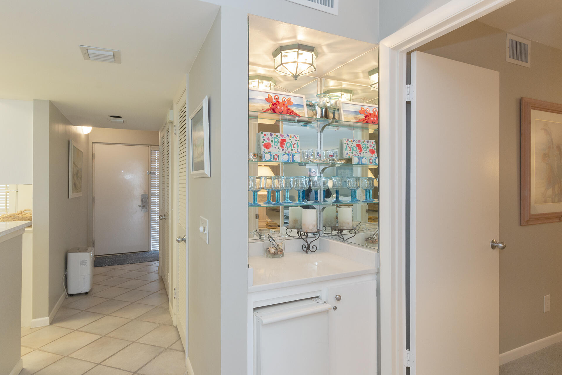 MAINSAIL CONDO PH 1 - Residential