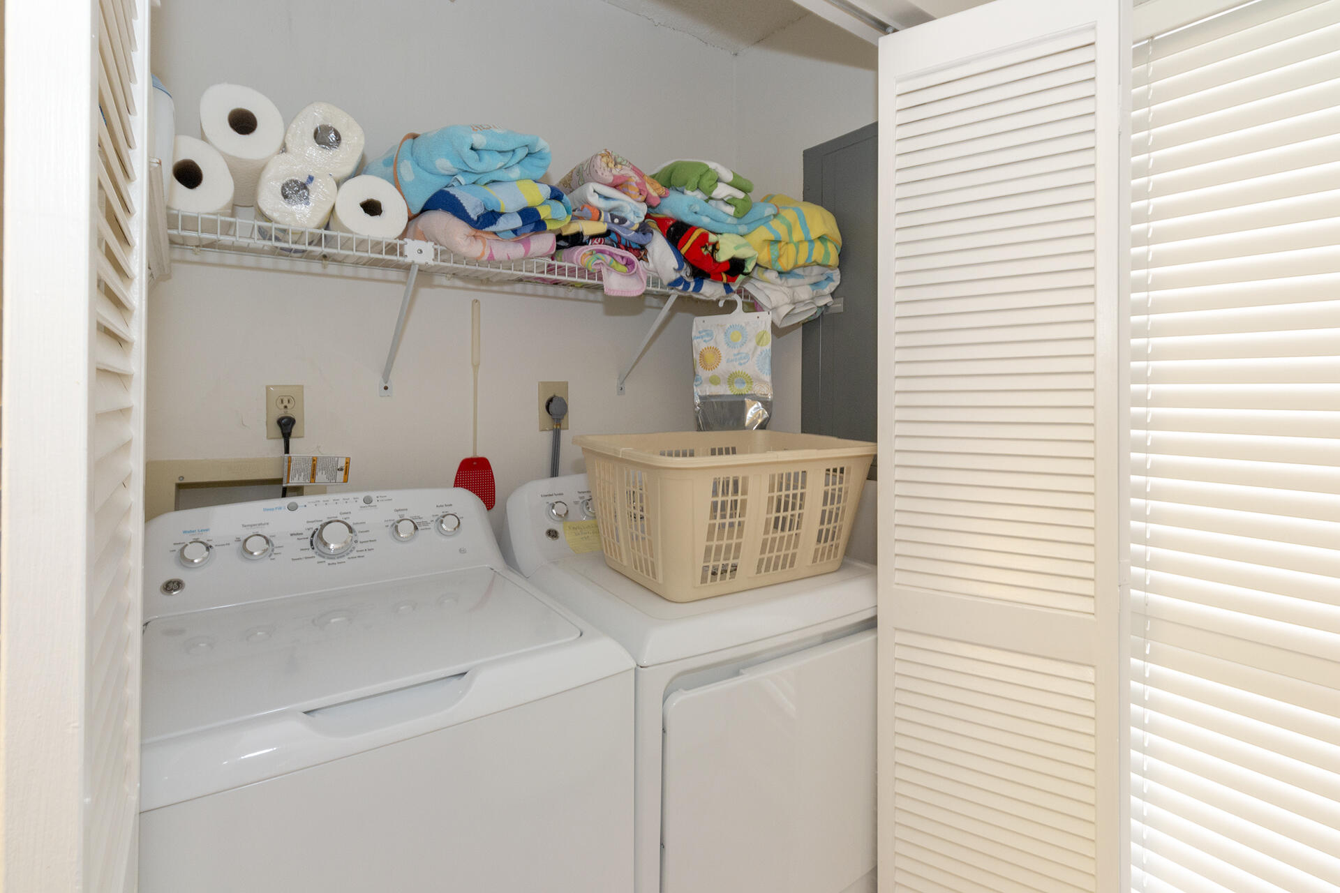 MAINSAIL CONDO PH 1 - Residential