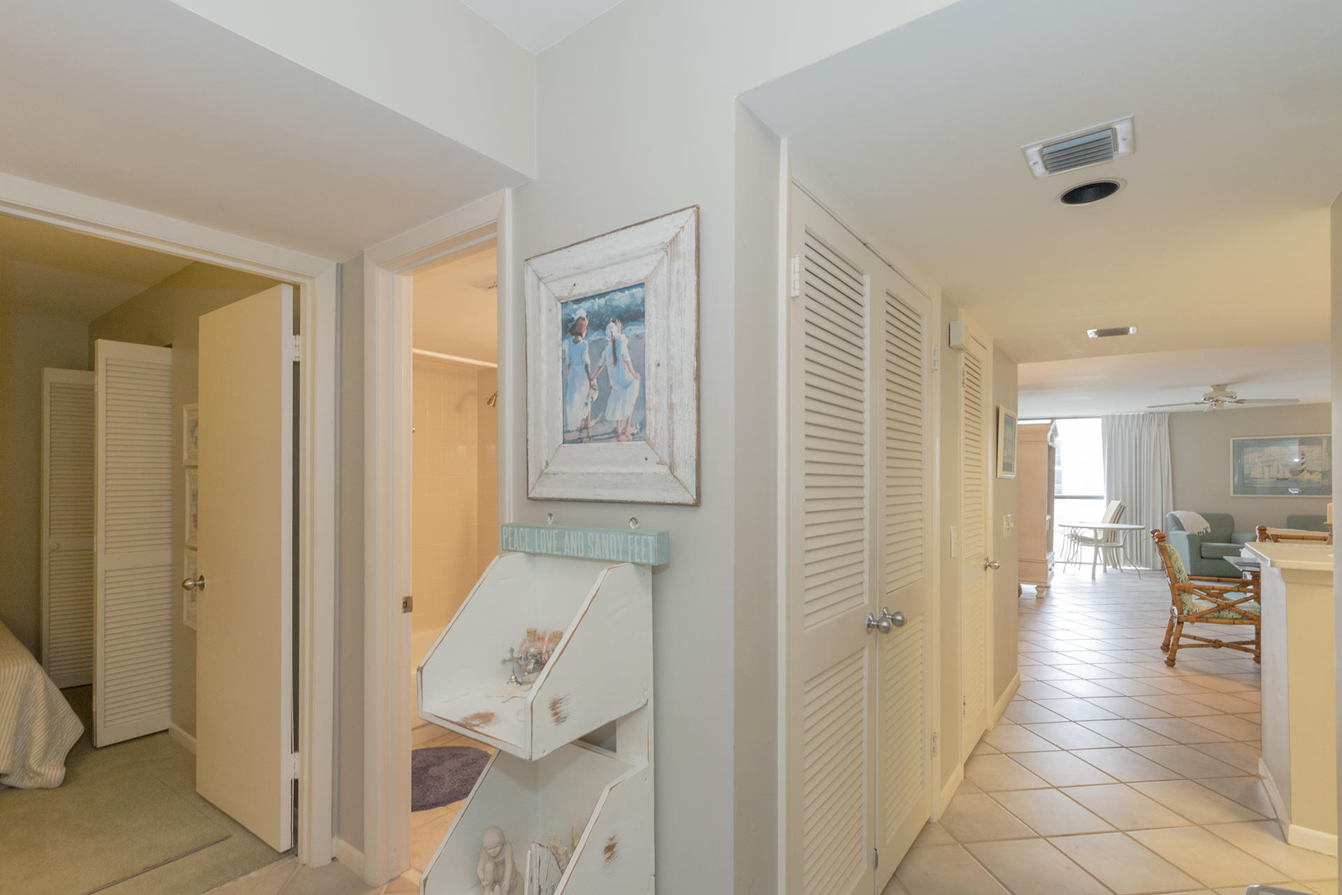 MAINSAIL CONDO PH 1 - Residential