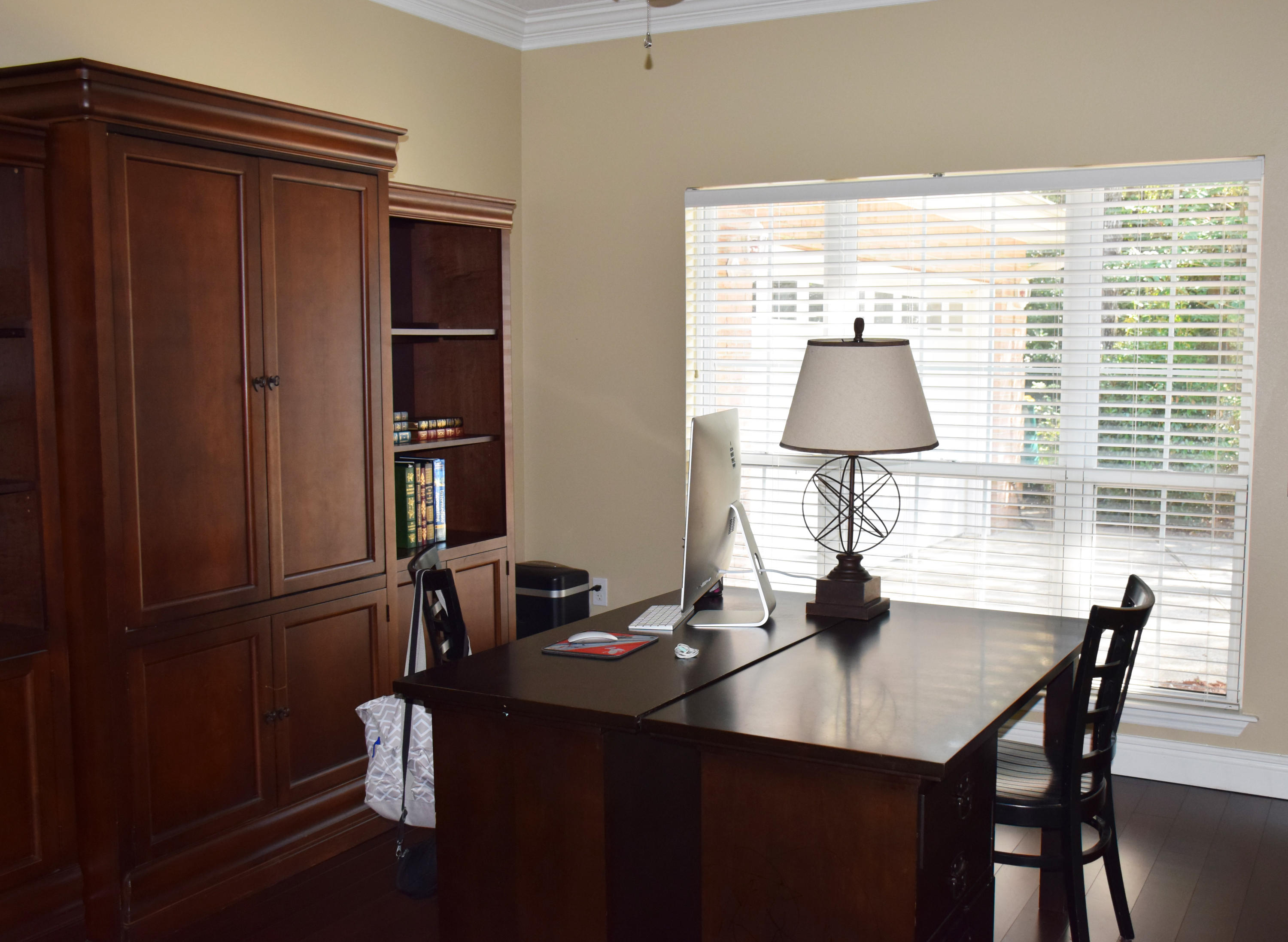 HIDDEN LAKES - Residential