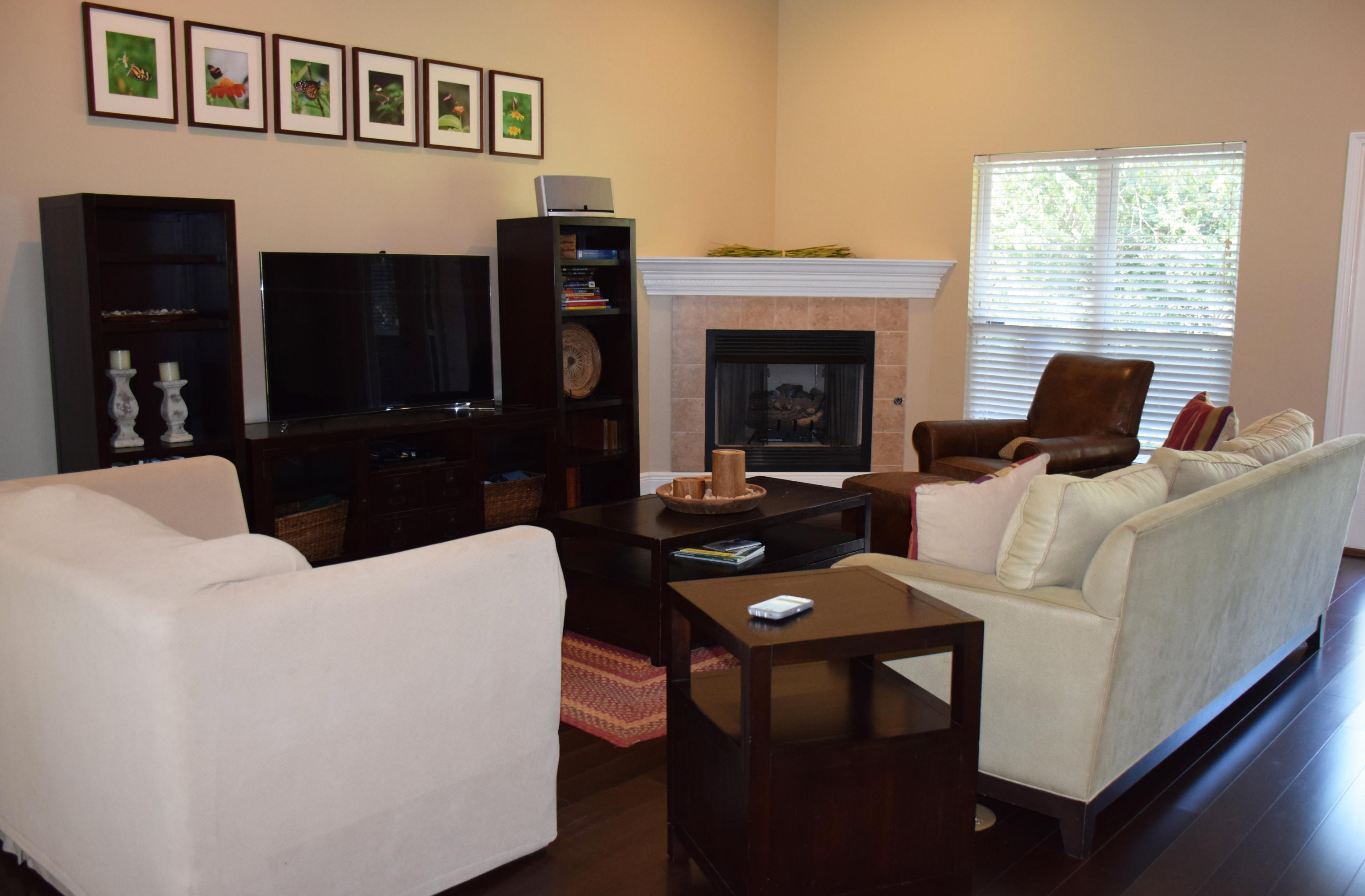 HIDDEN LAKES - Residential